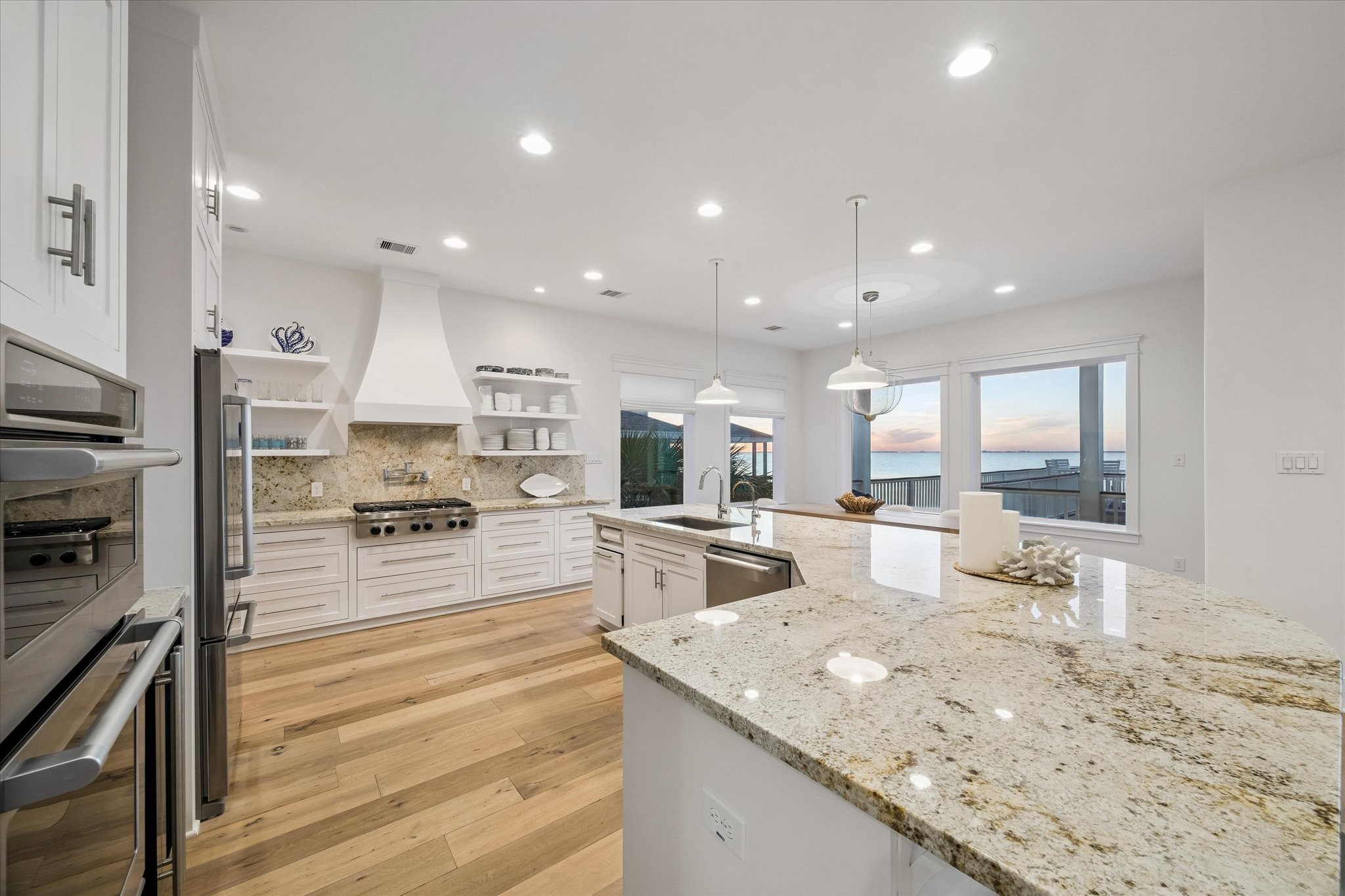  21914 Guadalupe Drive - 物件實景