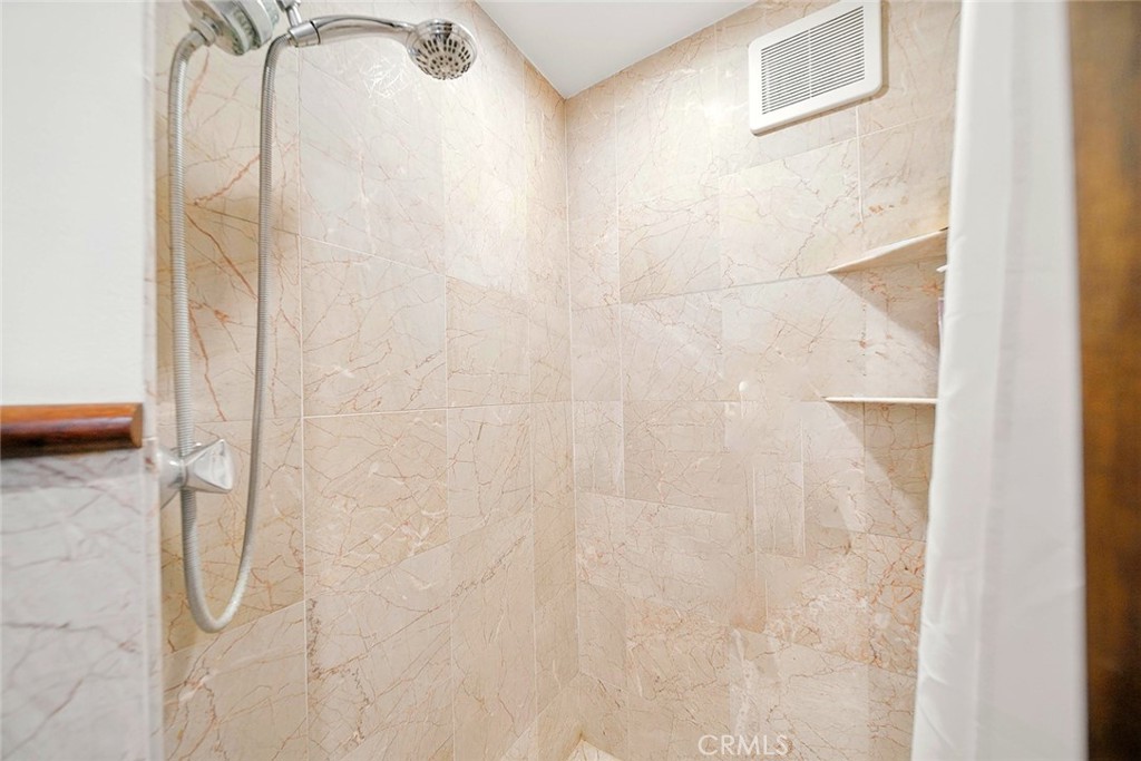 Long Beach, California, 90802, United States, 1 Bedroom Bedrooms, ,1 BathroomBathrooms,Residential,For Sale,1903357