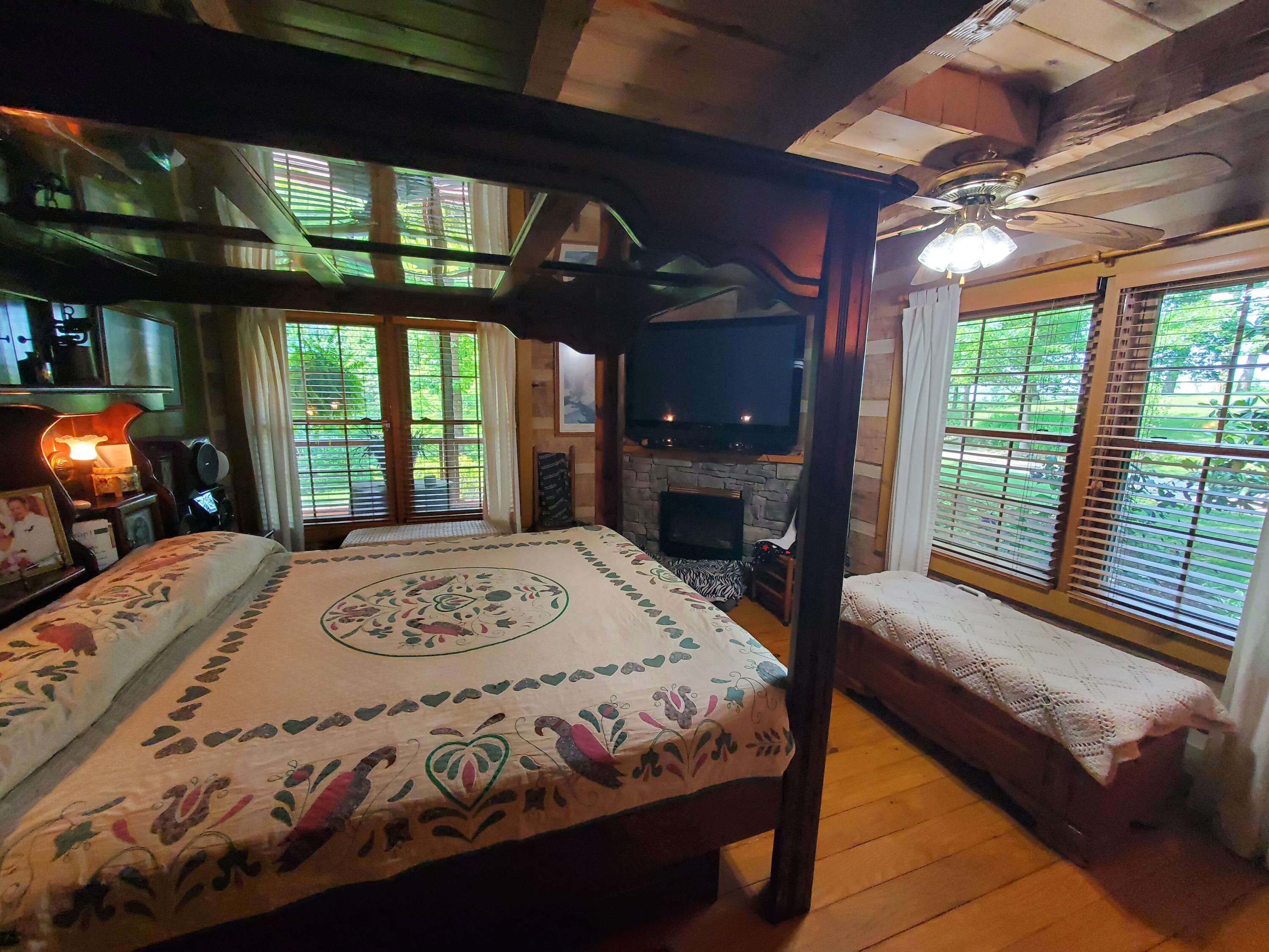 Sadieville, Kentucky, 40370, United States, 4 Bedrooms Bedrooms, ,3 BathroomsBathrooms,Residential,For Sale,1839886
