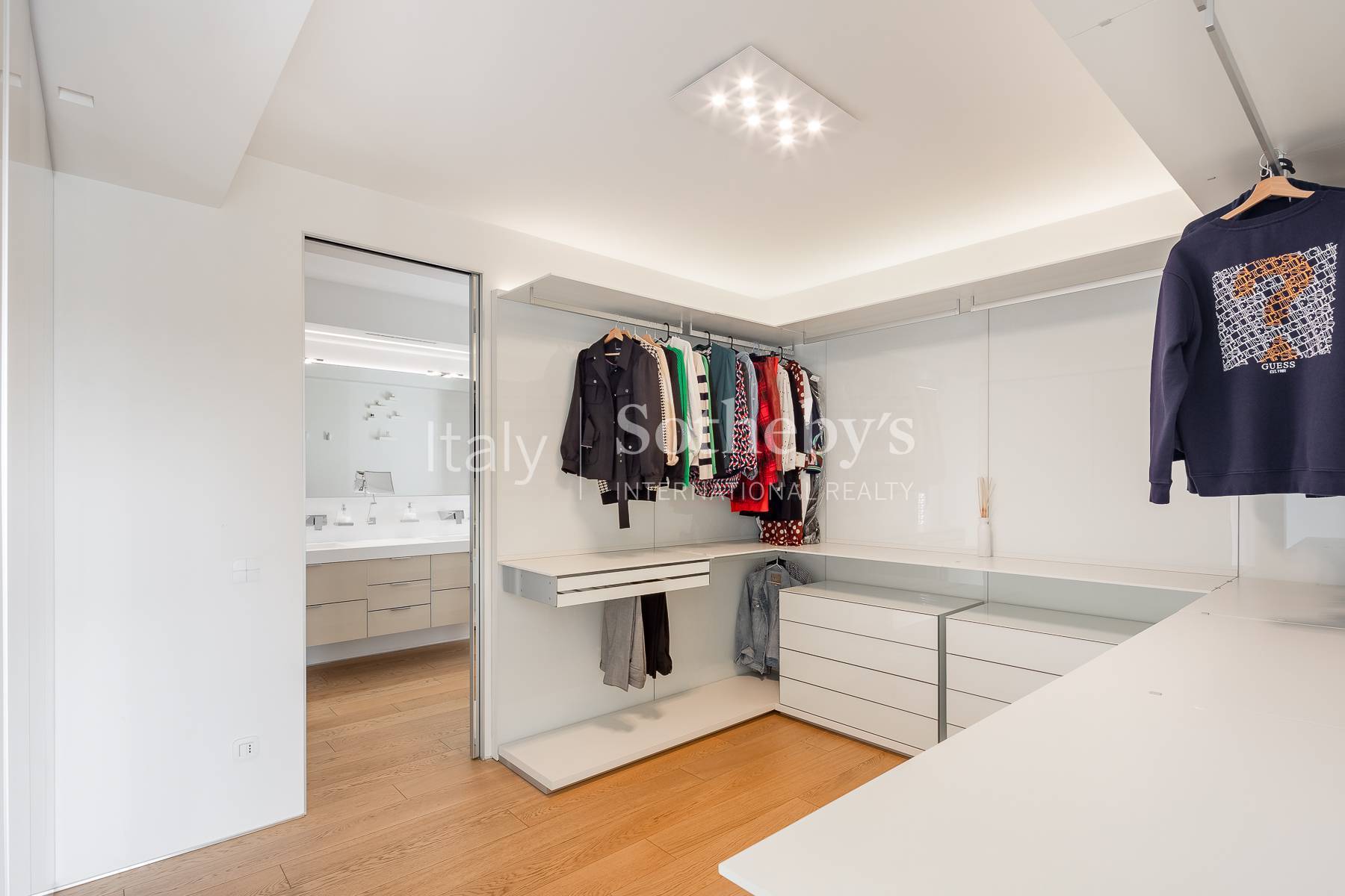  Elegant minimalist high-tech and energy efficient villa - 物件實景