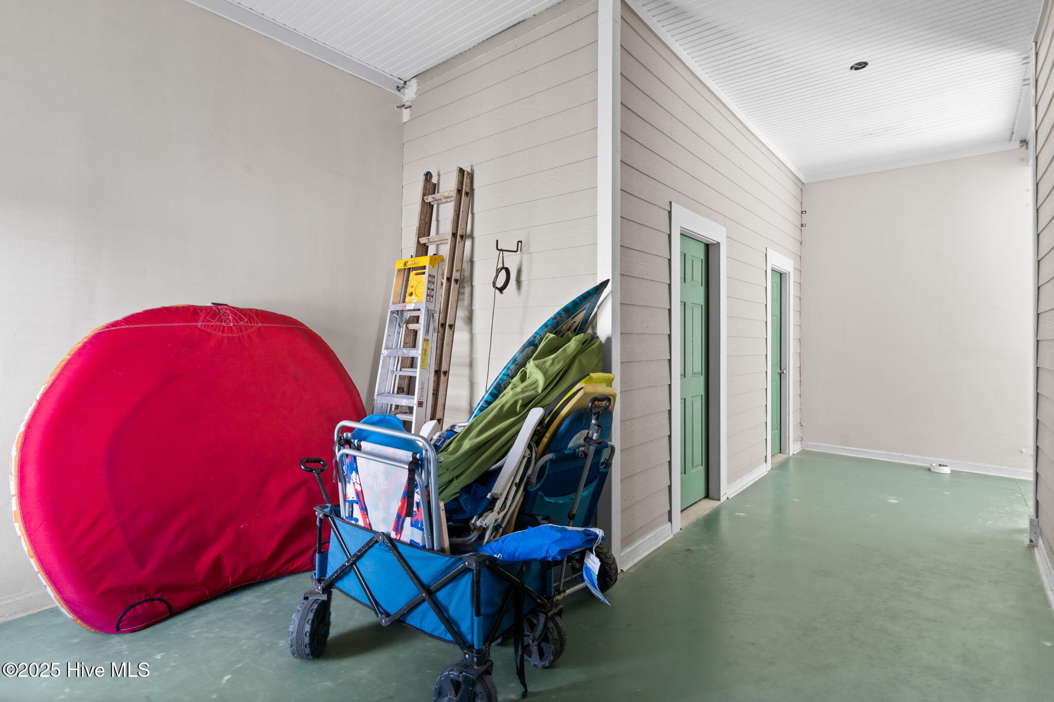 Holden Beach, North Carolina, 28462, United States, 4 Bedrooms Bedrooms, ,5 BathroomsBathrooms,Residential,For Sale,1992346