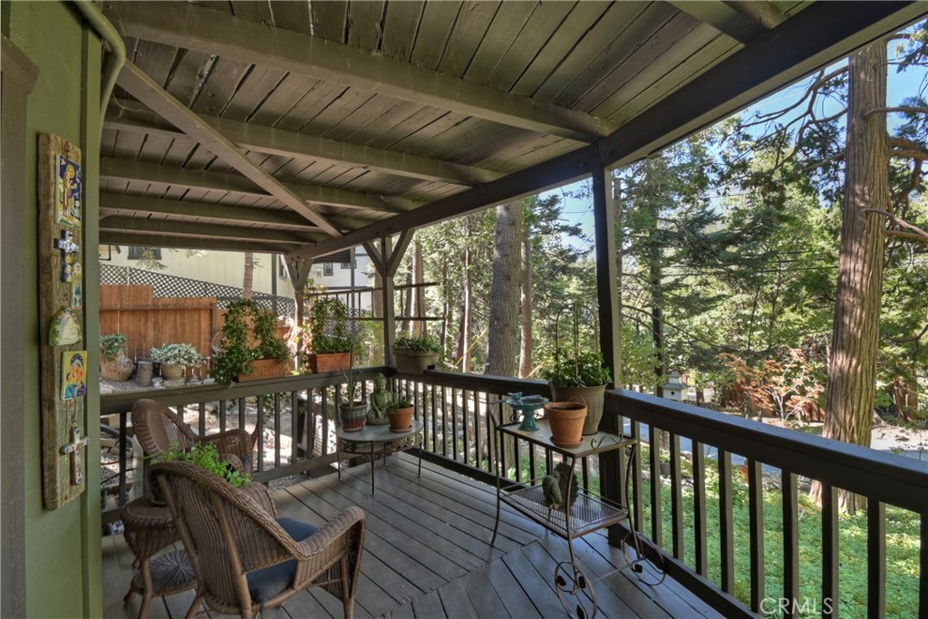 Lake Arrowhead, California, 92352, United States, 3 Bedrooms Bedrooms, ,1 BathroomBathrooms,Residential,For Sale,1988243