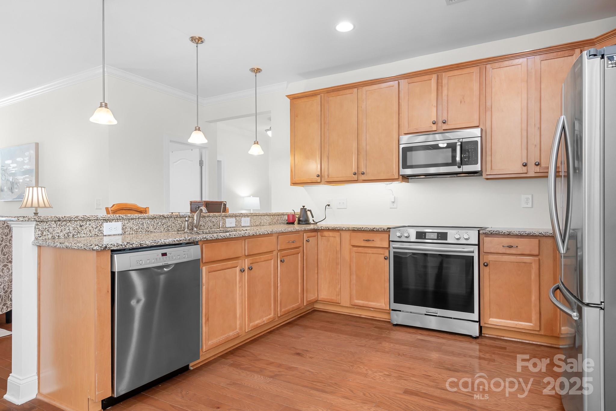 Cornelius, North Carolina, 28031, United States, 3 Bedrooms Bedrooms, ,2 BathroomsBathrooms,Residential,For Sale,1955673