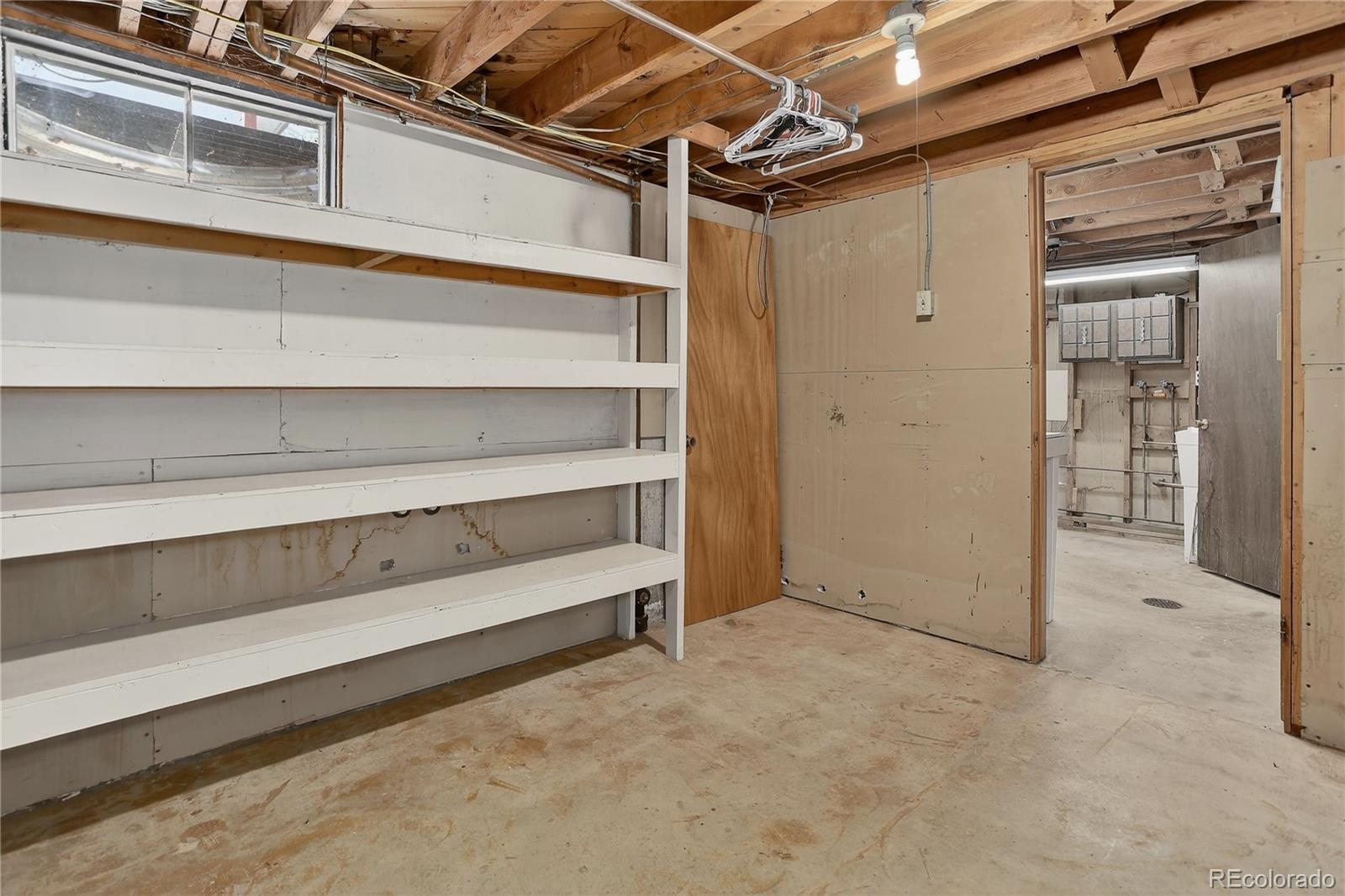 Arvada, Colorado, 80004, United States, 3 Bedrooms Bedrooms, ,1 BathroomBathrooms,Residential,For Sale,1960914