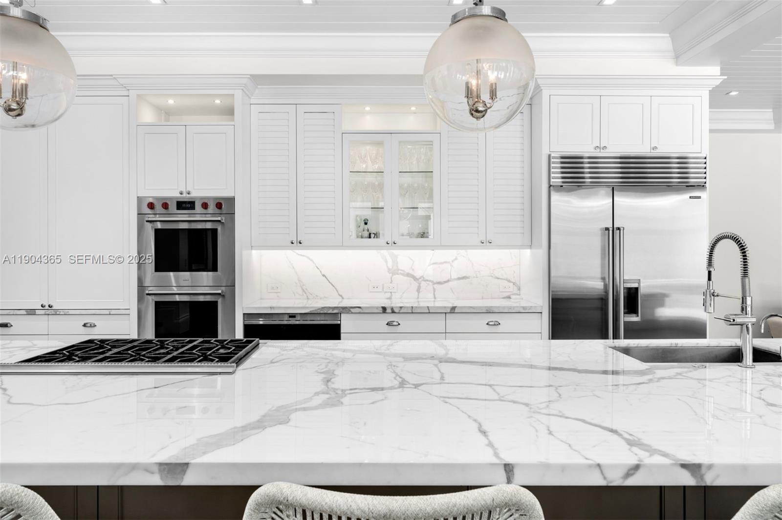 Miami Beach, Florida, 33140, United States, 4 Bedrooms Bedrooms, ,6 BathroomsBathrooms,Residential,For Sale,1992066