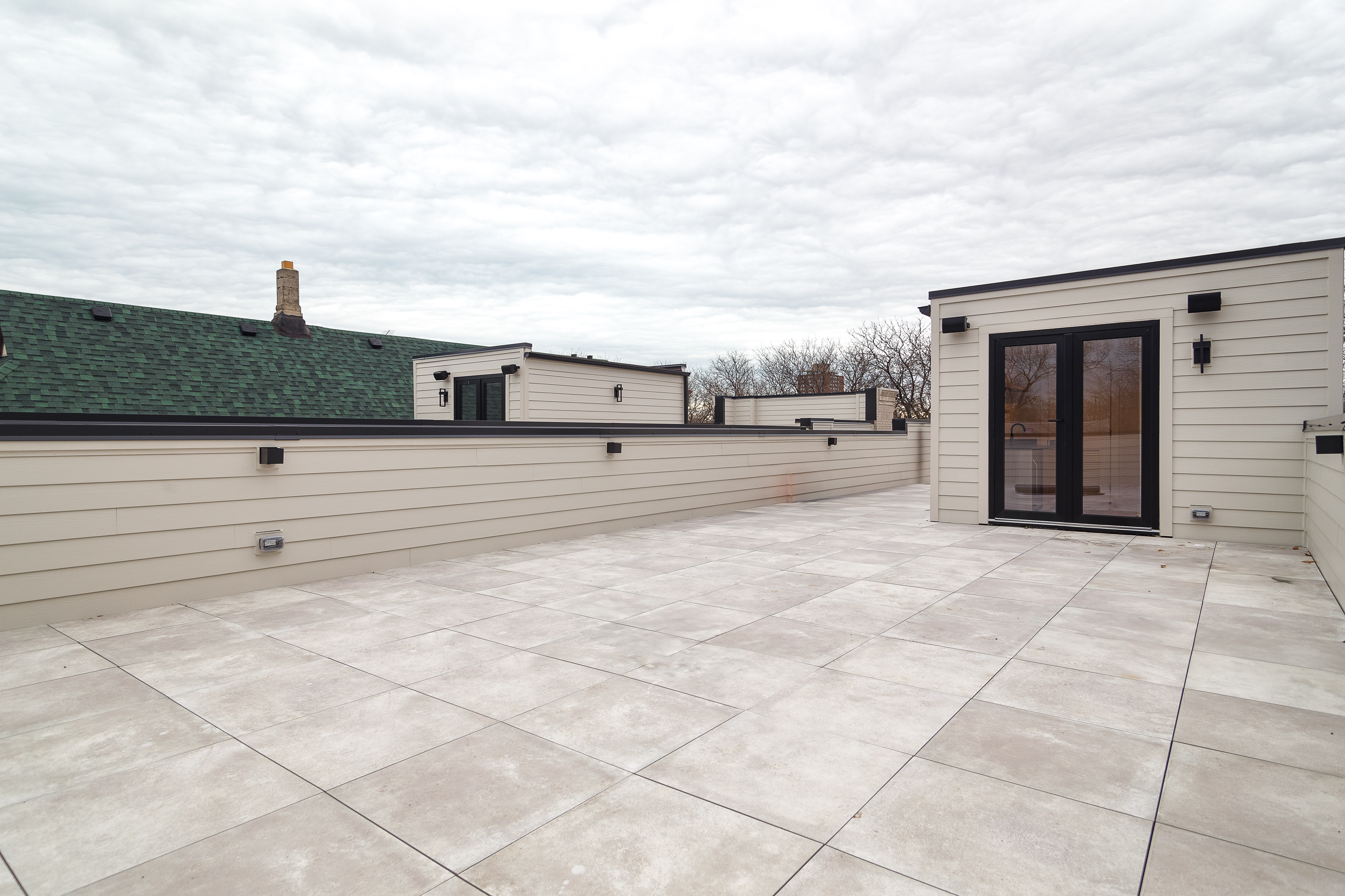  Distinguished New Construction Single-Family Home - 物件實景