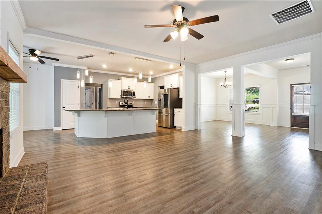 Covington, Georgia, 30014, United States, 5 Bedrooms Bedrooms, ,4 BathroomsBathrooms,Residential,For Sale,1885904