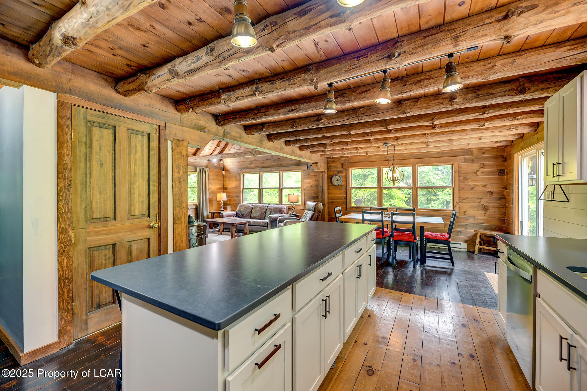 Nescopeck, Pennsylvania, 18635, United States, 3 Bedrooms Bedrooms, ,2 BathroomsBathrooms,Residential,For Sale,1848603