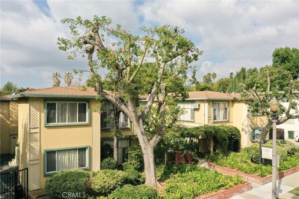 Pasadena, California, 91101, United States, ,Residential,For Sale,1978047