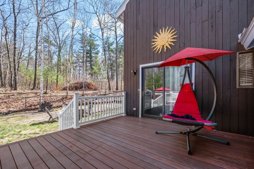 Derry, New Hampshire, 03038, United States, 3 Bedrooms Bedrooms, ,3 BathroomsBathrooms,Residential,For Sale,1928309