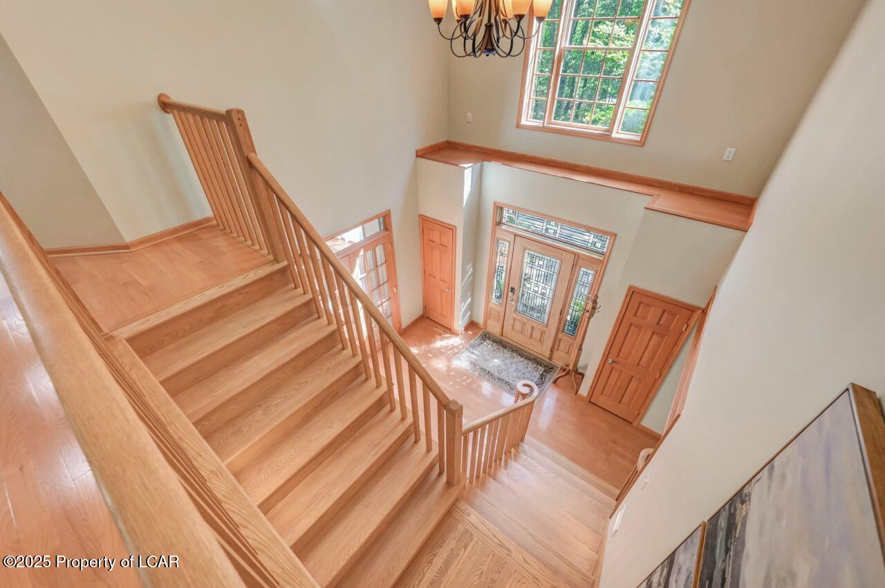 Mountain Top, Pennsylvania, 18707, United States, 4 Bedrooms Bedrooms, ,5 BathroomsBathrooms,Residential,For Sale,1944925