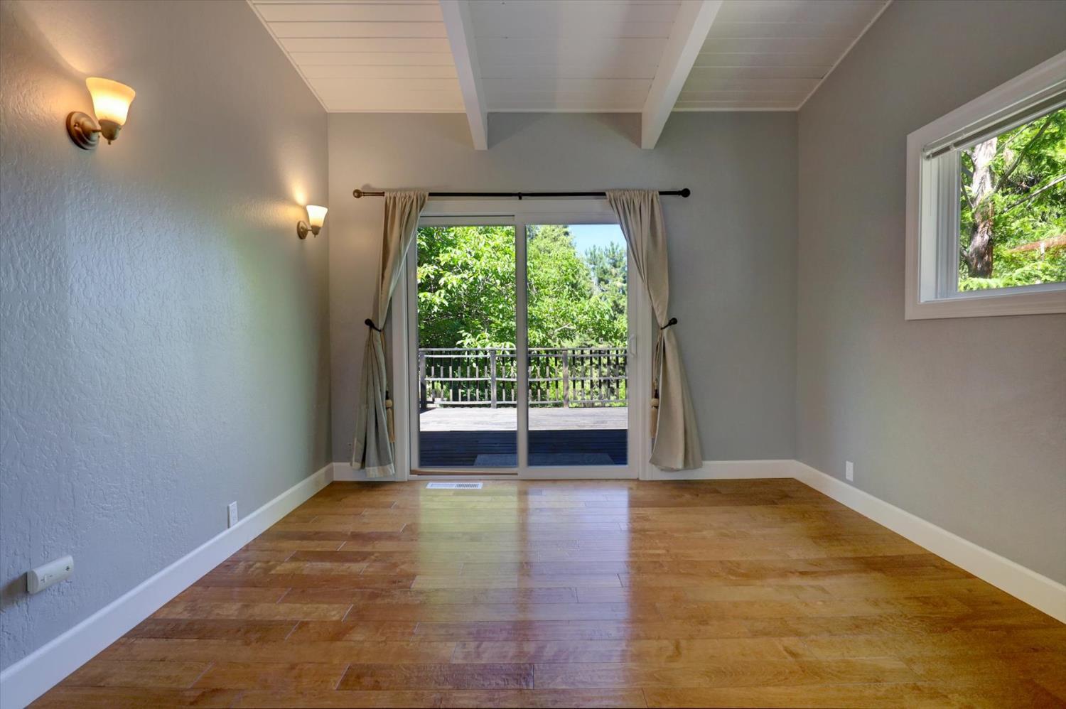 Nevada City, California, 95959, United States, 2 Bedrooms Bedrooms, ,2 BathroomsBathrooms,Residential,For Sale,1896886