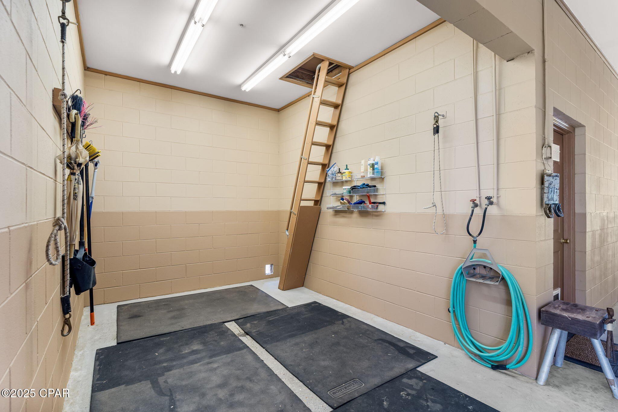 Youngstown, Florida, 32466, United States, 6 Bedrooms Bedrooms, ,6 BathroomsBathrooms,Residential,For Sale,1983496