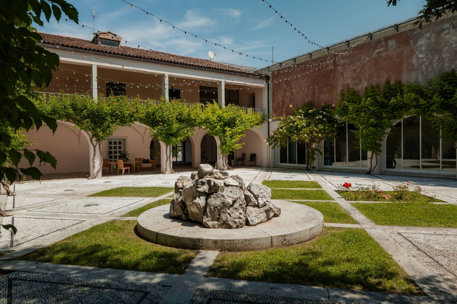 Acqui Terme, Alessandria, 15011, IT, 8 Bedrooms Bedrooms, ,12 BathroomsBathrooms,Residential,For Sale,1876456