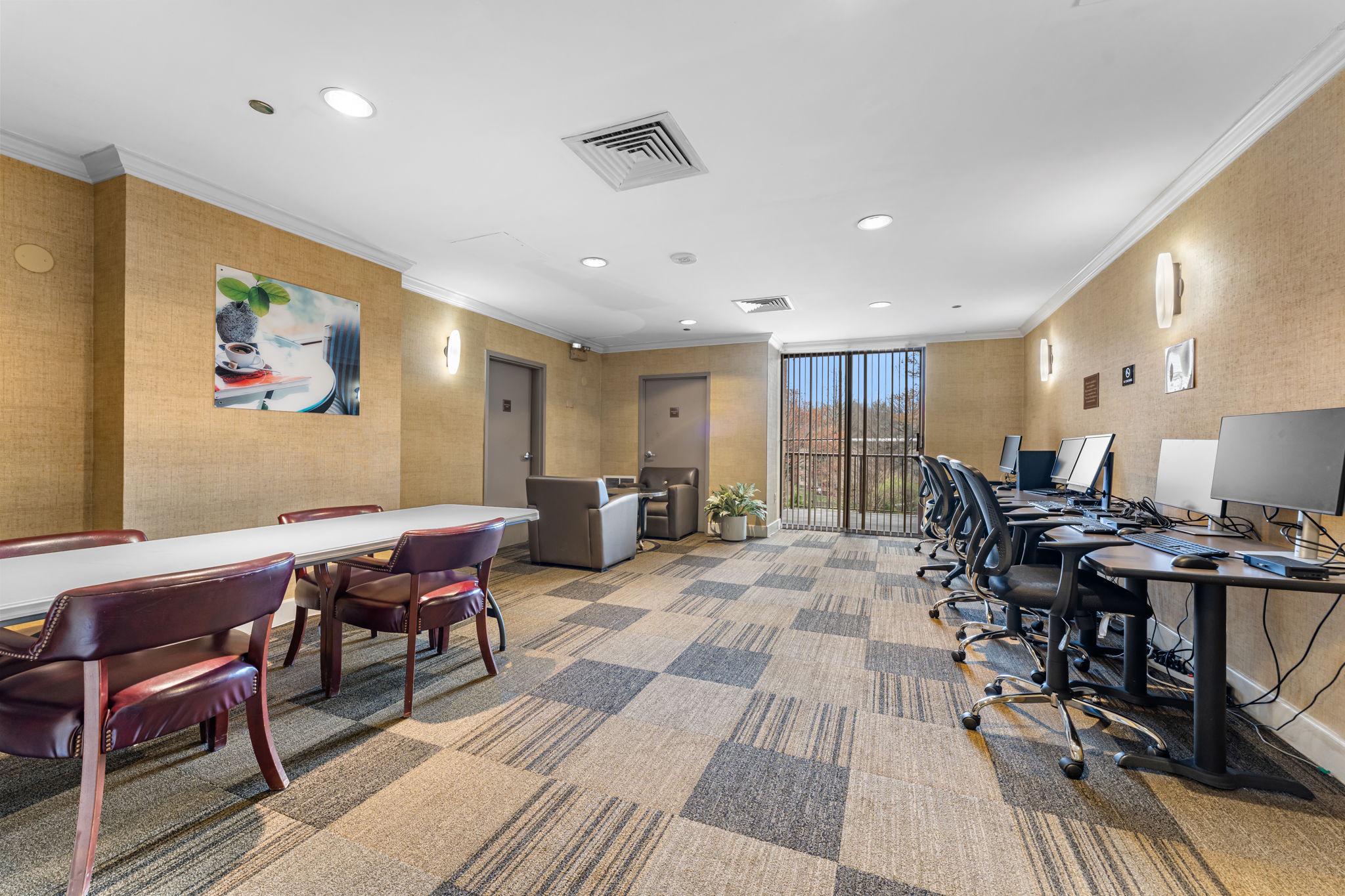  10101 Grosvenor Place, Rockville, MD, 20852 - 物件實景