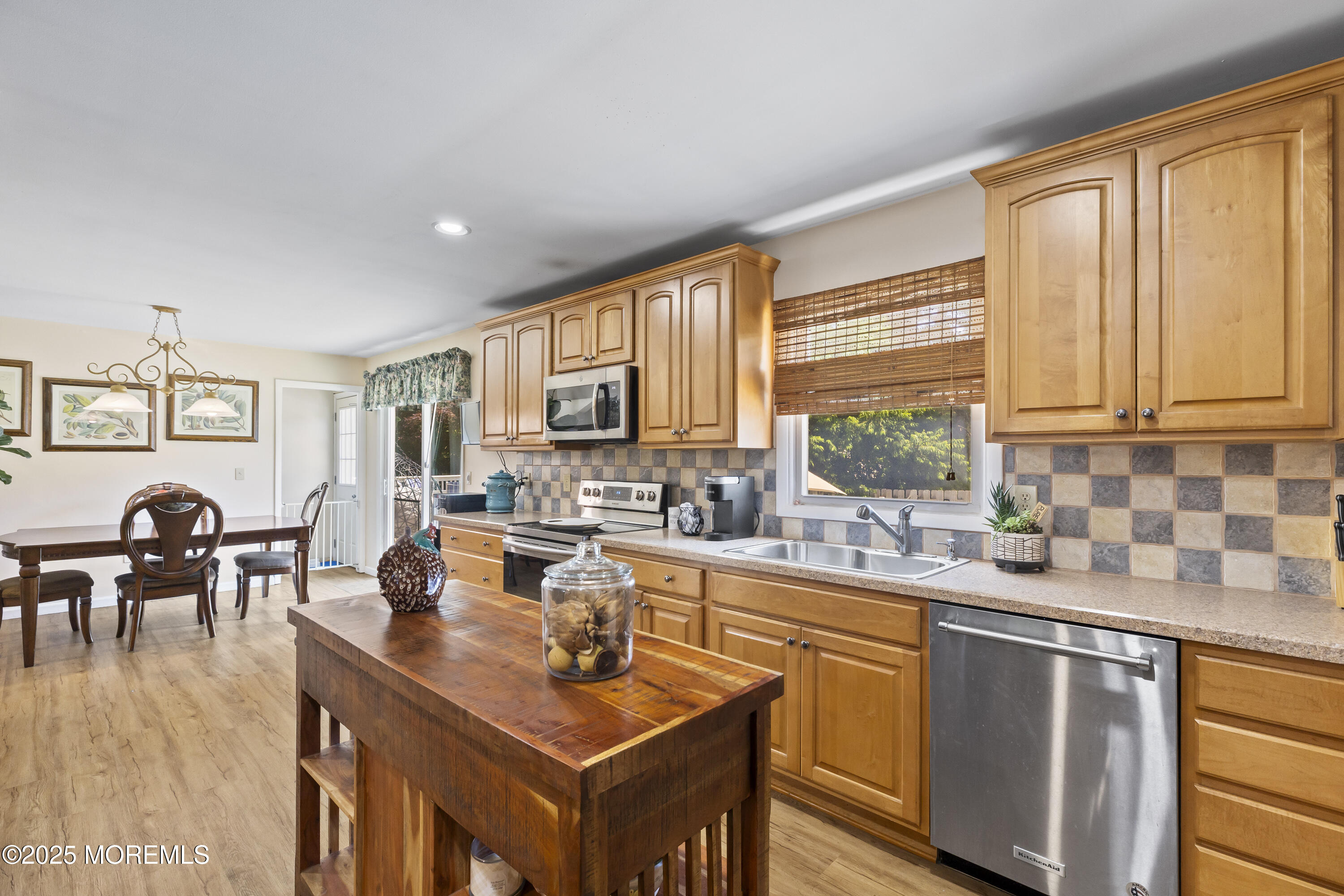 Toms River, New Jersey, 08757, United States, 3 Bedrooms Bedrooms, ,2 BathroomsBathrooms,Residential,For Sale,1875361