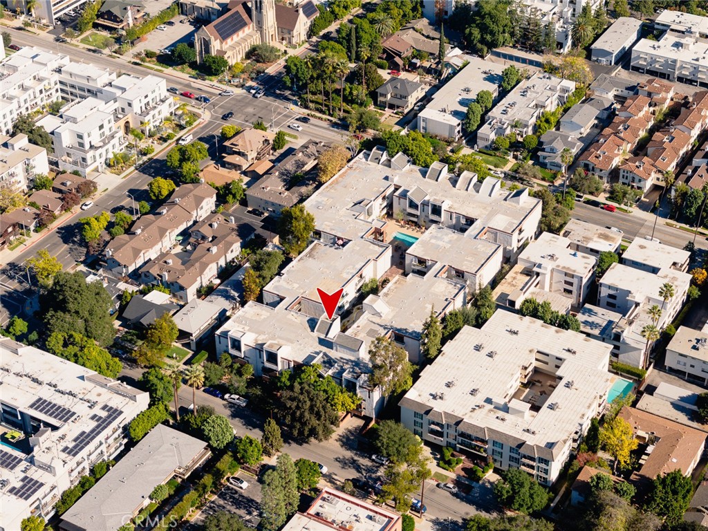 Pasadena, California, 91101, United States, 2 Bedrooms Bedrooms, ,1 BathroomBathrooms,Residential,For Sale,2002263