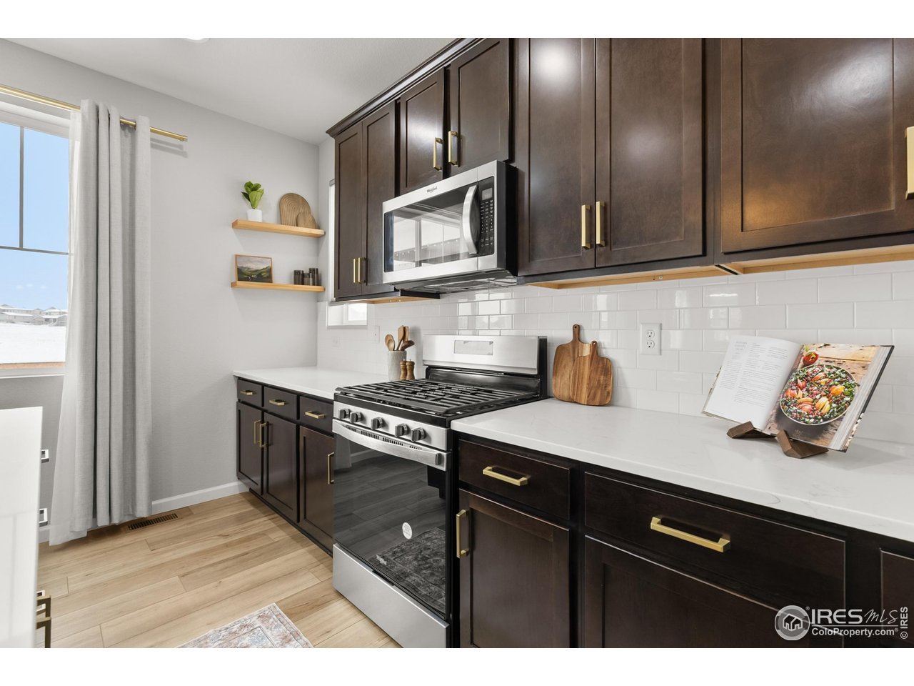 Erie, Colorado, 80516, United States, 4 Bedrooms Bedrooms, ,4 BathroomsBathrooms,Residential,For Sale,2001659