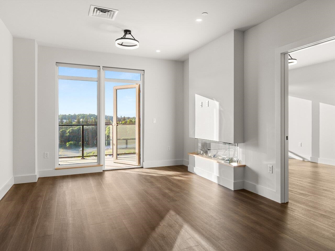Burlington, Vermont, 05401, United States, 1 Bedroom Bedrooms, ,Residential,For Sale,1776931