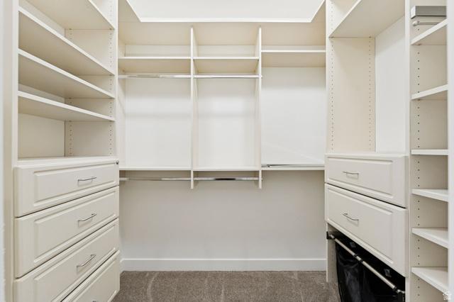 Kaysville, Utah, 84037, United States, 5 Bedrooms Bedrooms, ,4 BathroomsBathrooms,Residential,For Sale,1987115