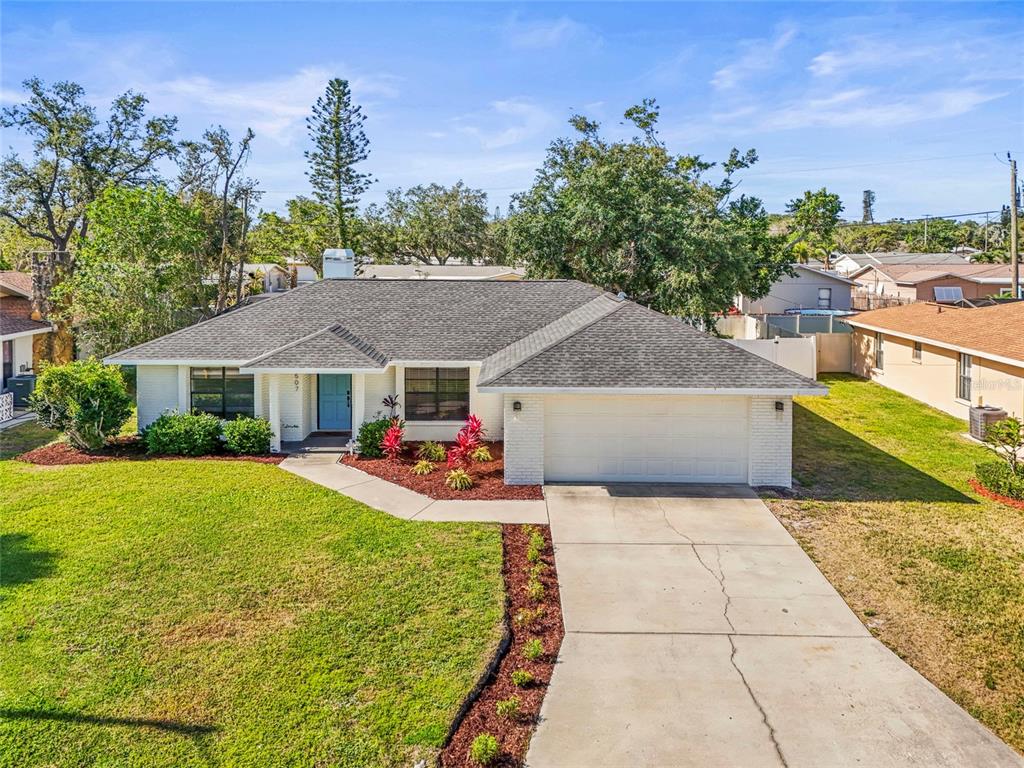 Bradenton, Florida, 34209, United States, 3 Bedrooms Bedrooms, ,2 BathroomsBathrooms,Residential,For Sale,1743662