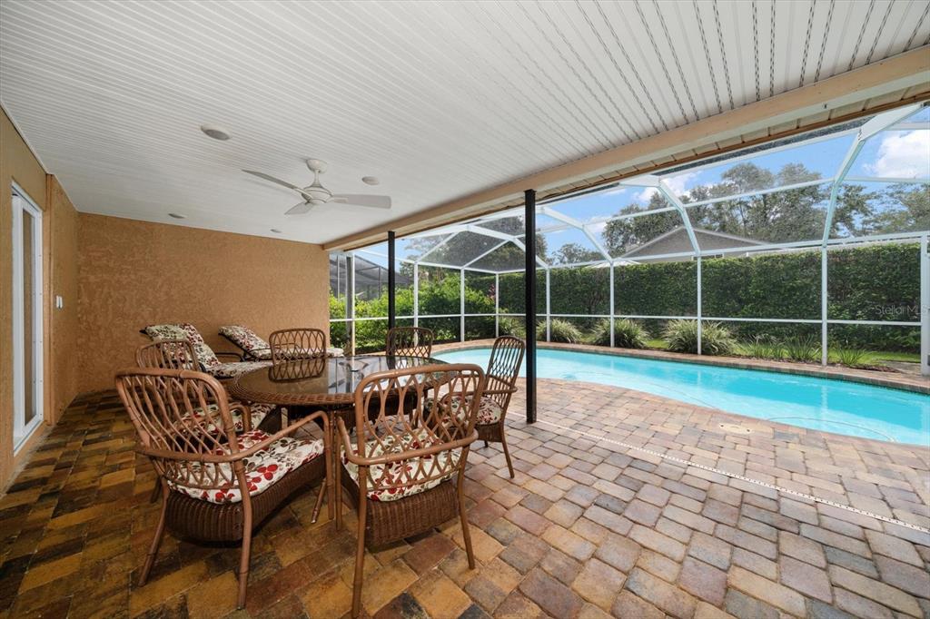 Clearwater, Florida, 33761, United States, 5 Bedrooms Bedrooms, ,3 BathroomsBathrooms,Residential,For Sale,1919685