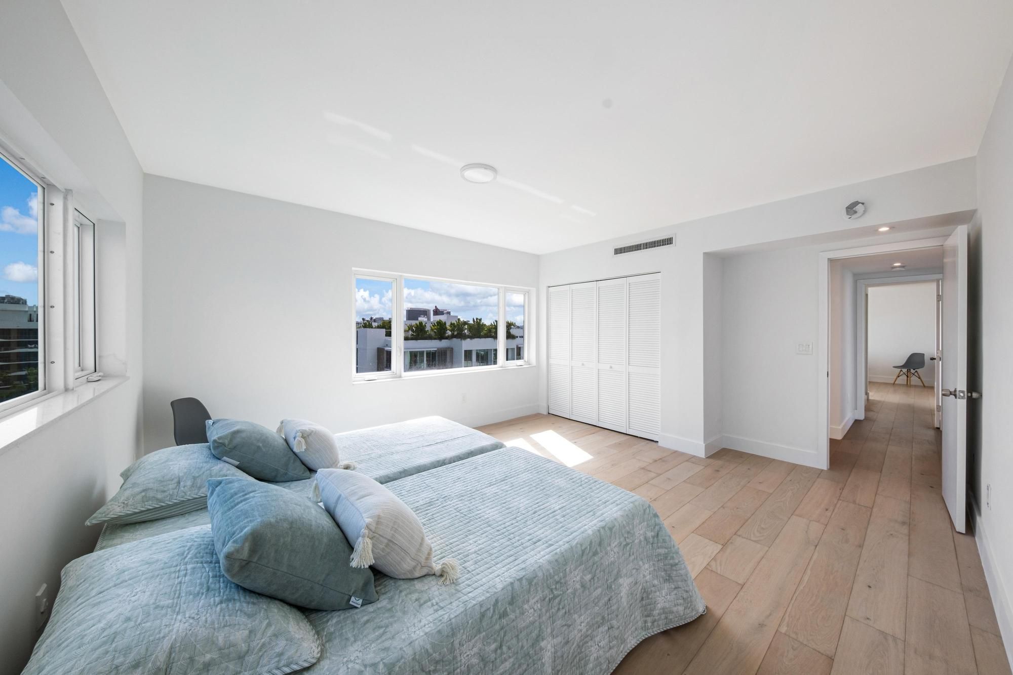  10300 W Bay Harbor Dr, Bay Harbor Islands, FL, 33154 - 物件實景