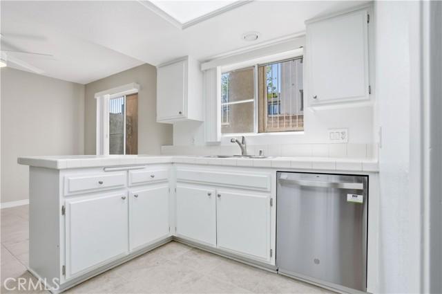 Brea, California, 92821, United States, 2 Bedrooms Bedrooms, ,3 BathroomsBathrooms,Residential,For Sale,1963215