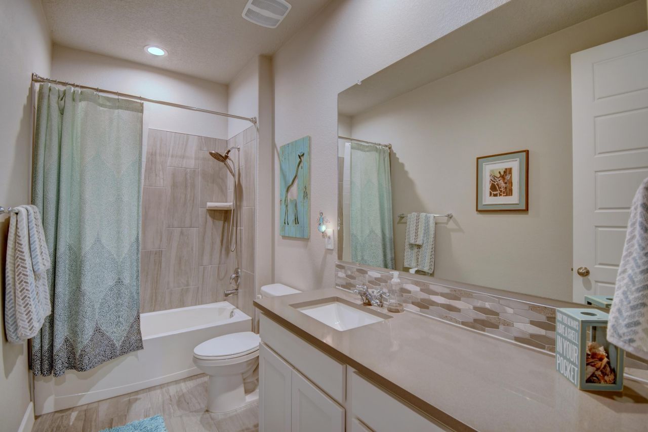 Albuquerque, New Mexico, 87114, United States, 4 Bedrooms Bedrooms, ,3 BathroomsBathrooms,Residential,For Sale,1817446