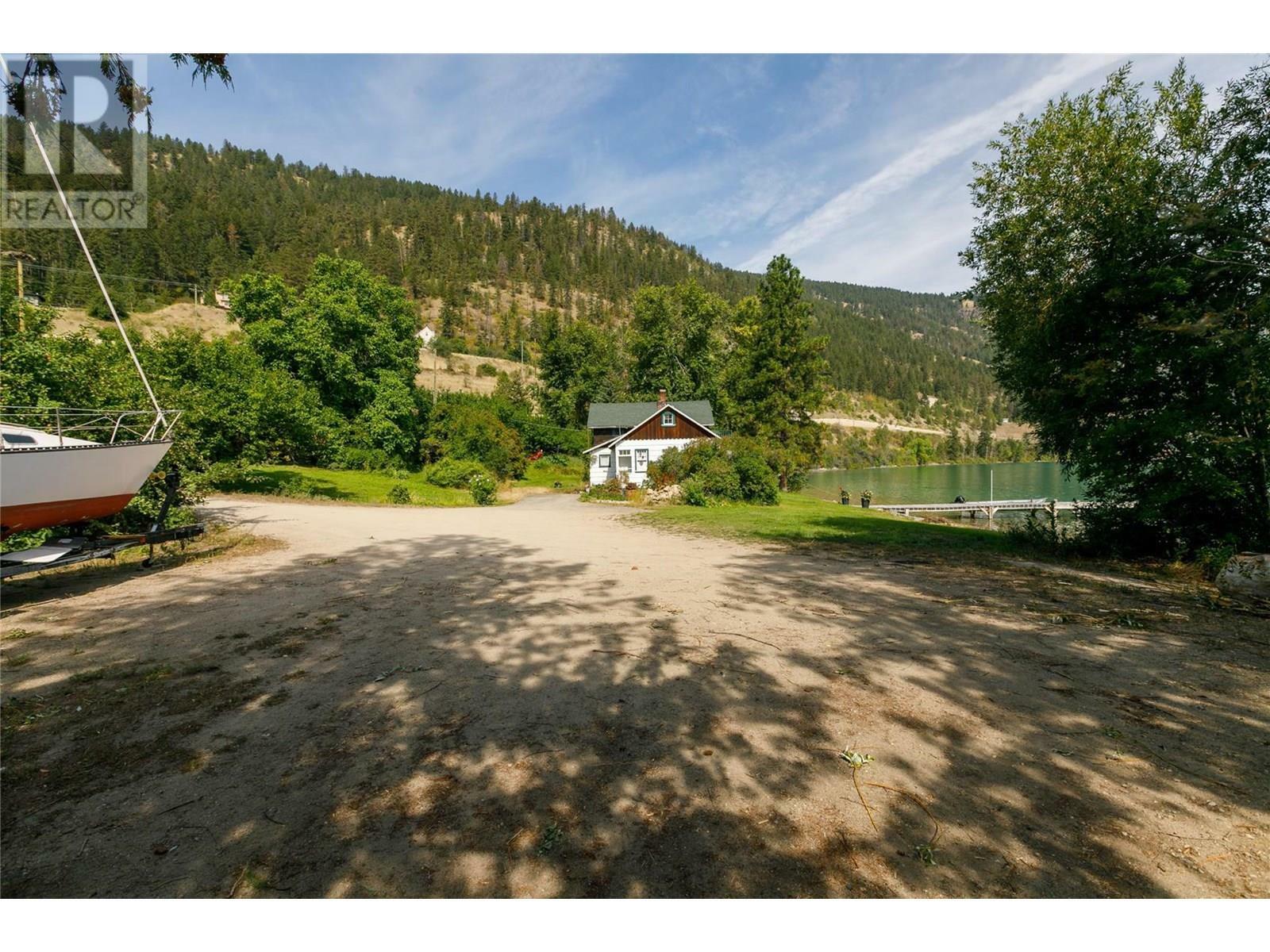 OYAMA, British Columbia, V4V 2E9, CA, 3 Bedrooms Bedrooms, ,1 BathroomBathrooms,Residential,For Sale,1961111