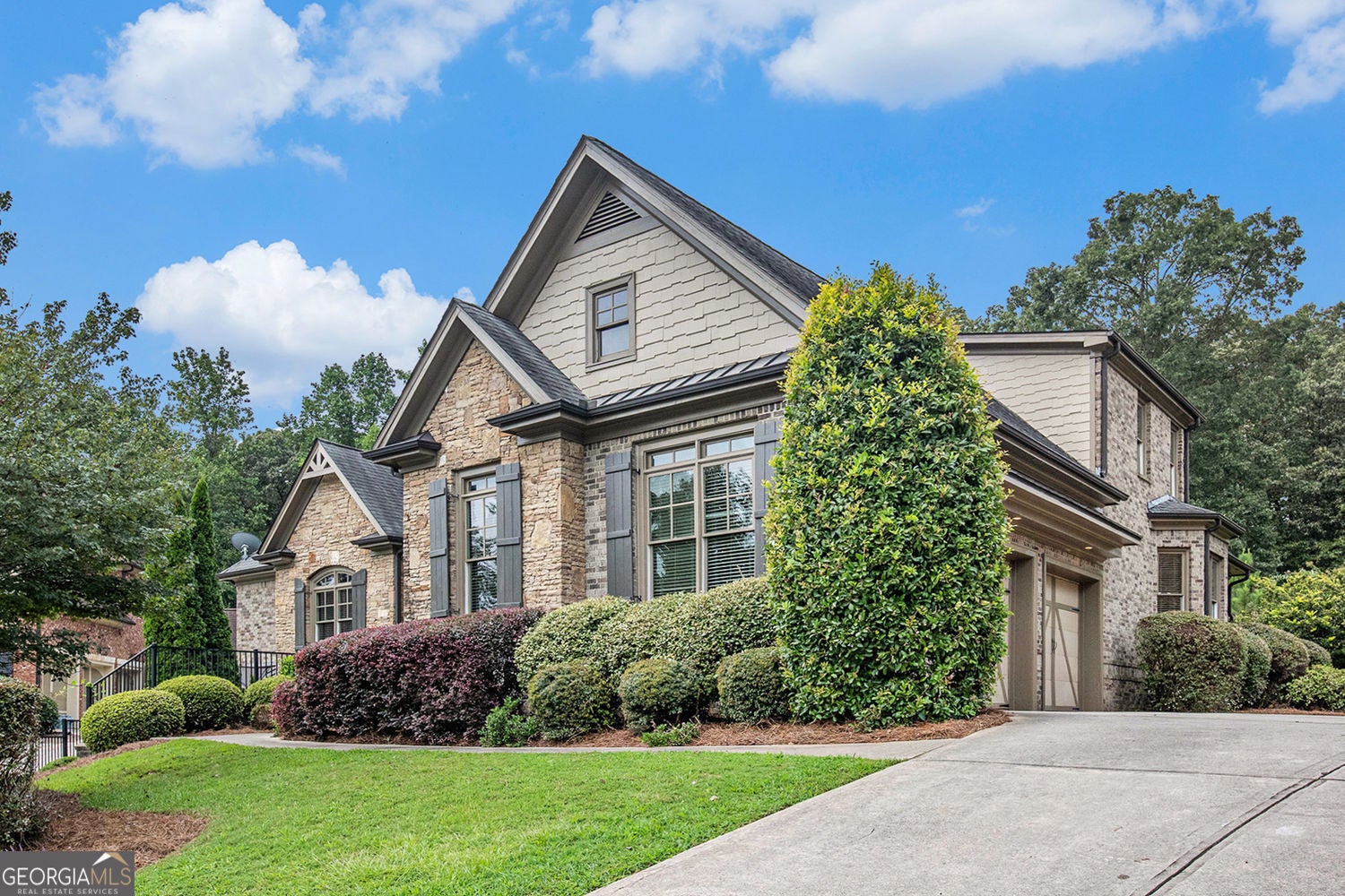 Buford, Georgia, 30519, United States, 5 Bedrooms Bedrooms, ,4 BathroomsBathrooms,Residential,For Sale,1922556
