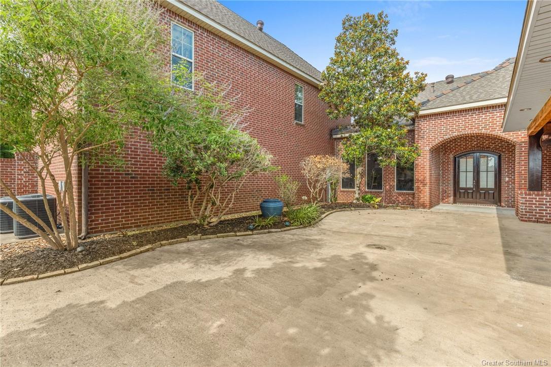 Lake Charles, Louisiana, 70611, United States, 3 Bedrooms Bedrooms, ,3 BathroomsBathrooms,Residential,For Sale,1847769
