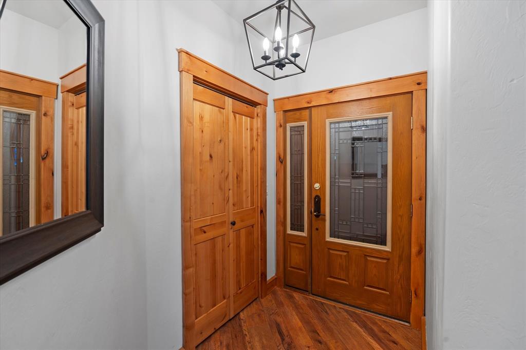 Lakeside, Montana, 59922, United States, 3 Bedrooms Bedrooms, ,2 BathroomsBathrooms,Residential,For Sale,2048351