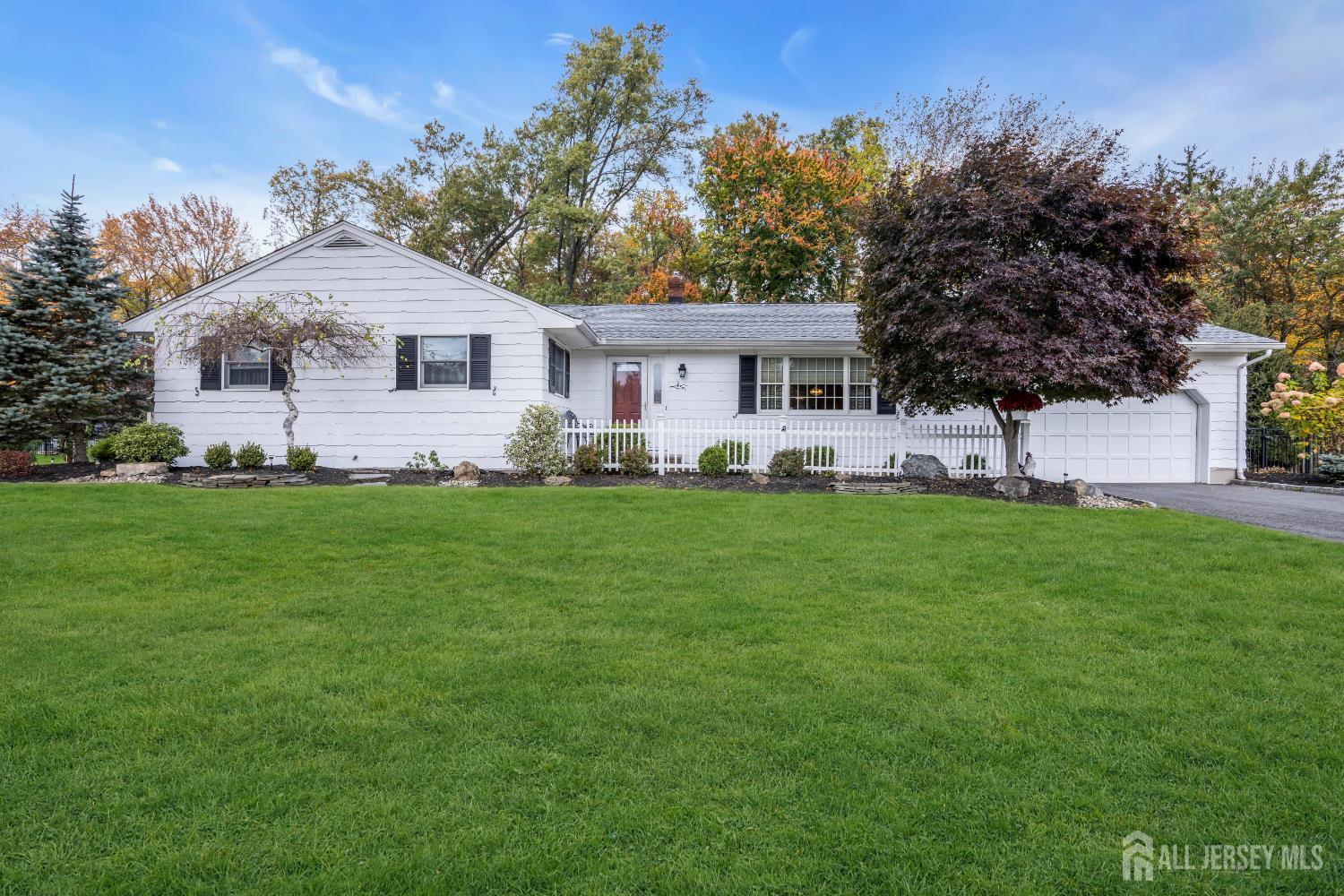 Edison, New Jersey, 08820, United States, 3 Bedrooms Bedrooms, ,2 BathroomsBathrooms,Residential,For Sale,1989177