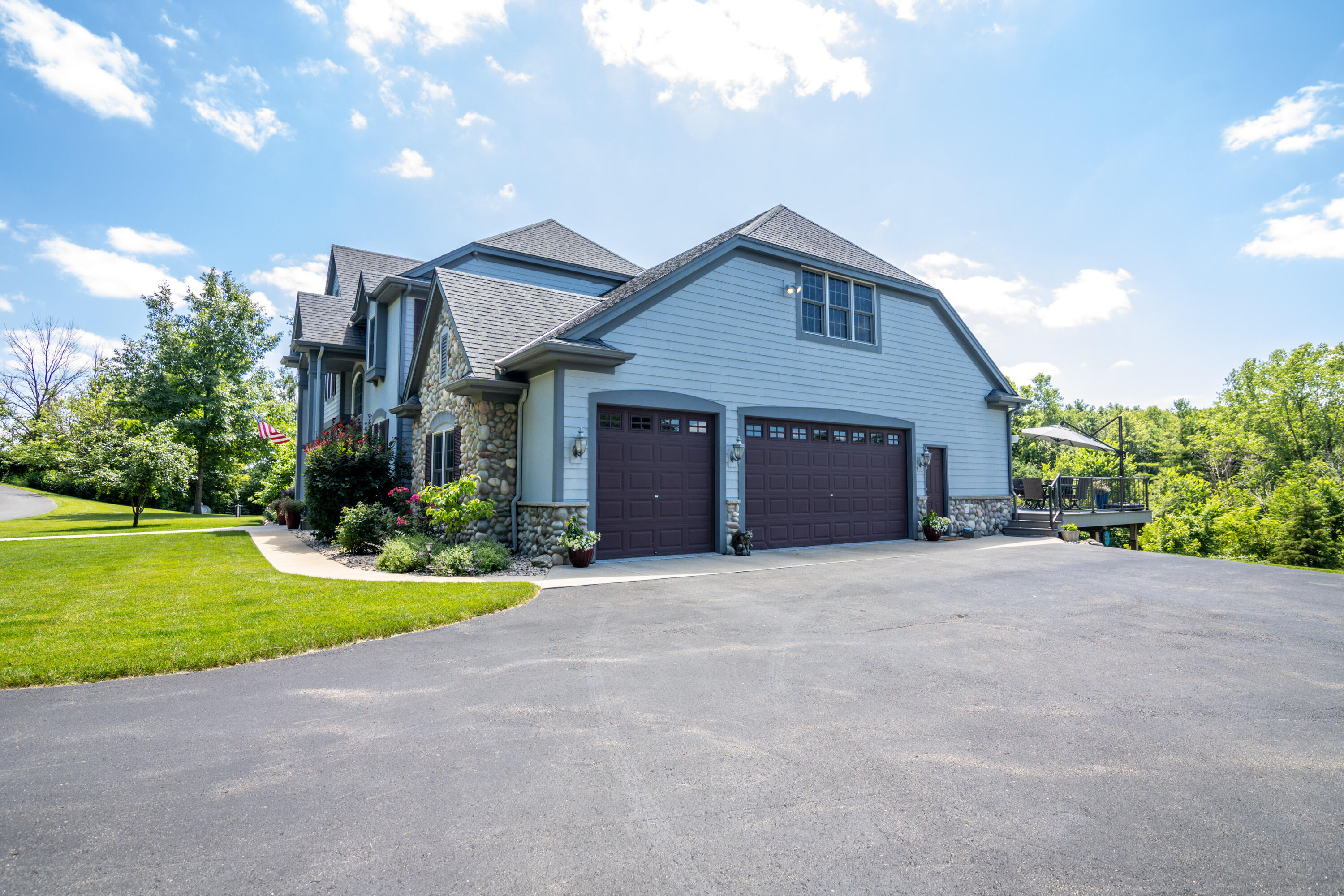 Theresa, Wisconsin, 53091, United States, 5 Bedrooms Bedrooms, ,4 BathroomsBathrooms,Residential,For Sale,1902017