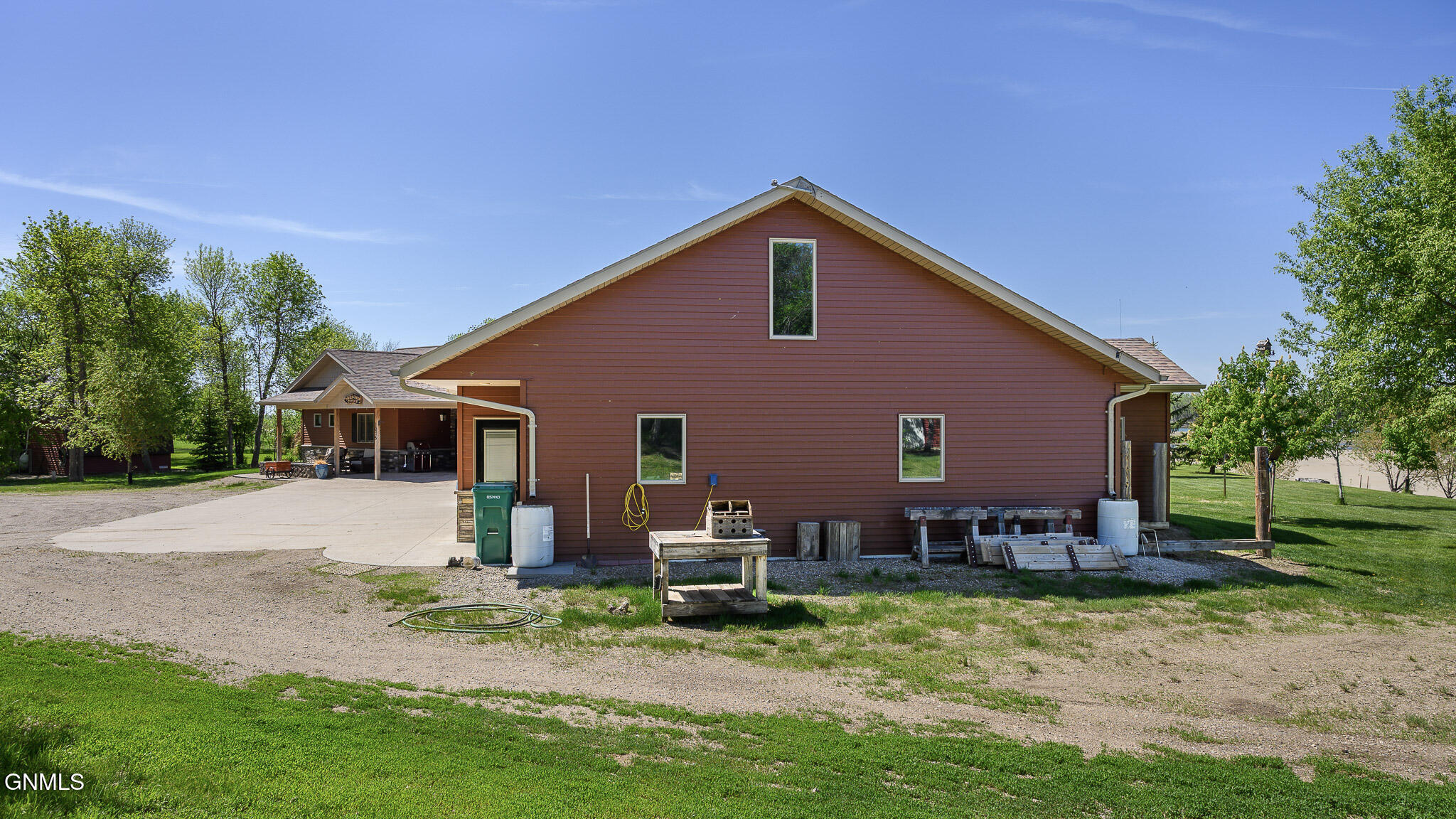 Washburn, North Dakota, 58577, United States, 3 Bedrooms Bedrooms, ,2 BathroomsBathrooms,Residential,For Sale,2043645