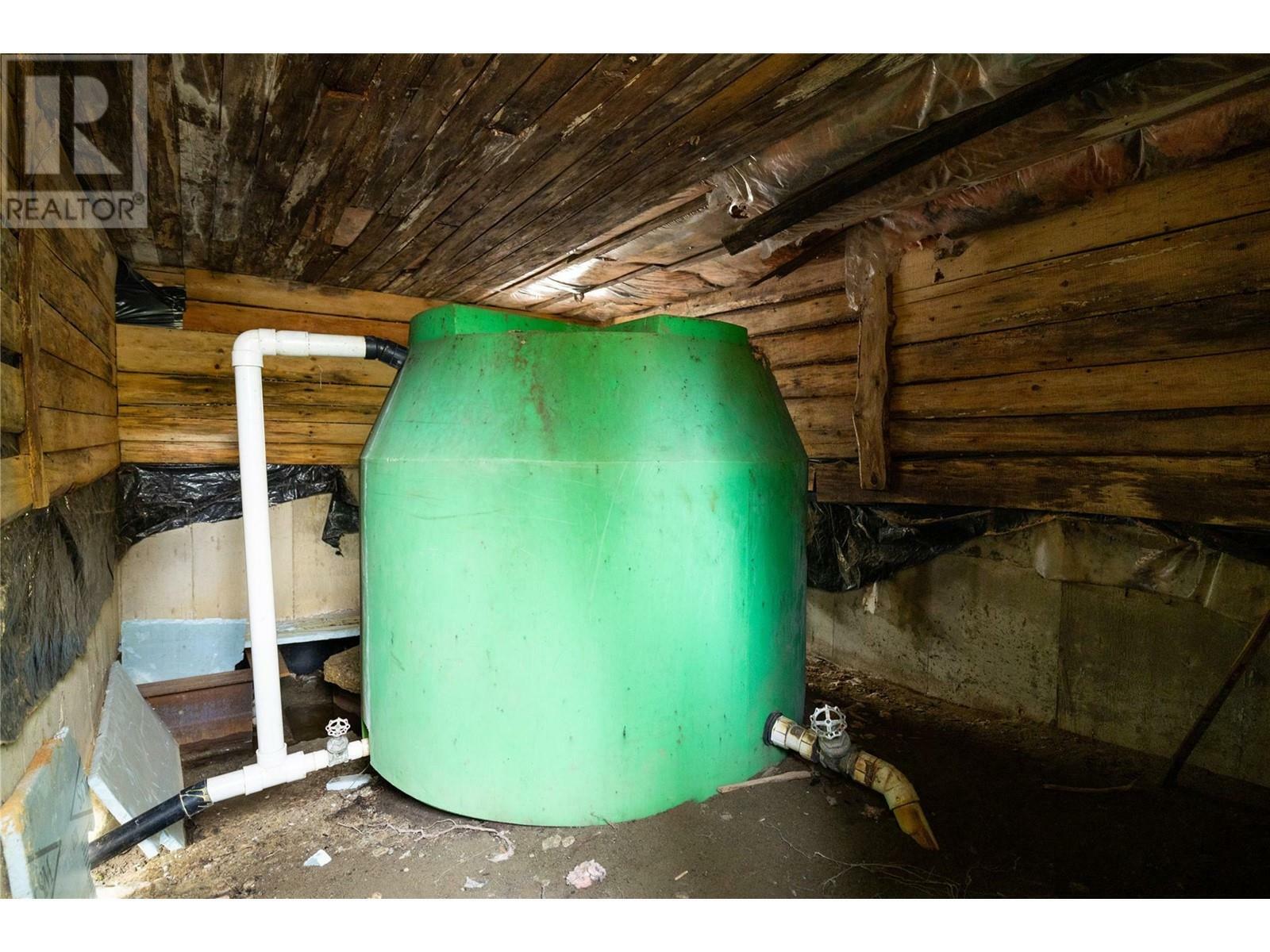 LUMBY, British Columbia, V0E 2G1, CA, 3 Bedrooms Bedrooms, ,2 BathroomsBathrooms,Residential,For Sale,1838495