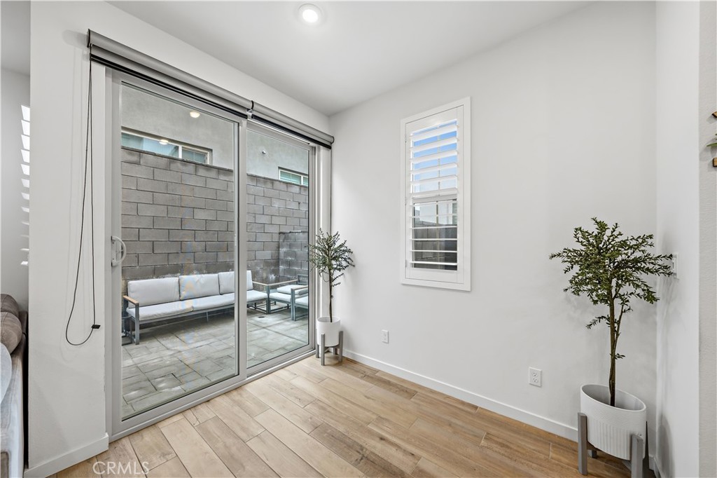 Fontana, California, 92336, United States, 3 Bedrooms Bedrooms, ,2 BathroomsBathrooms,Residential,For Sale,2037862