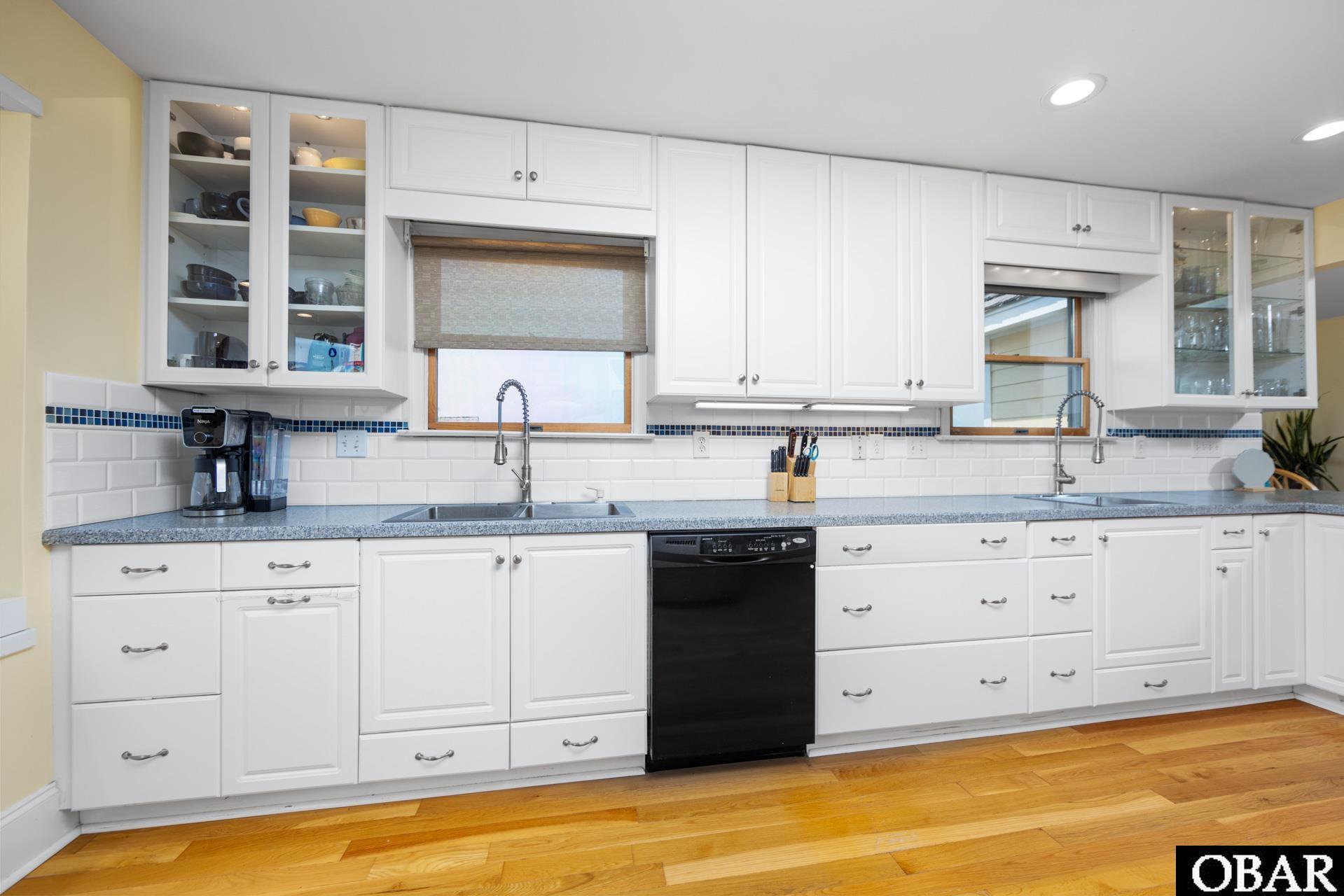 Nags Head, North Carolina, 27959, United States, 5 Bedrooms Bedrooms, ,5 BathroomsBathrooms,Residential,For Sale,1933534