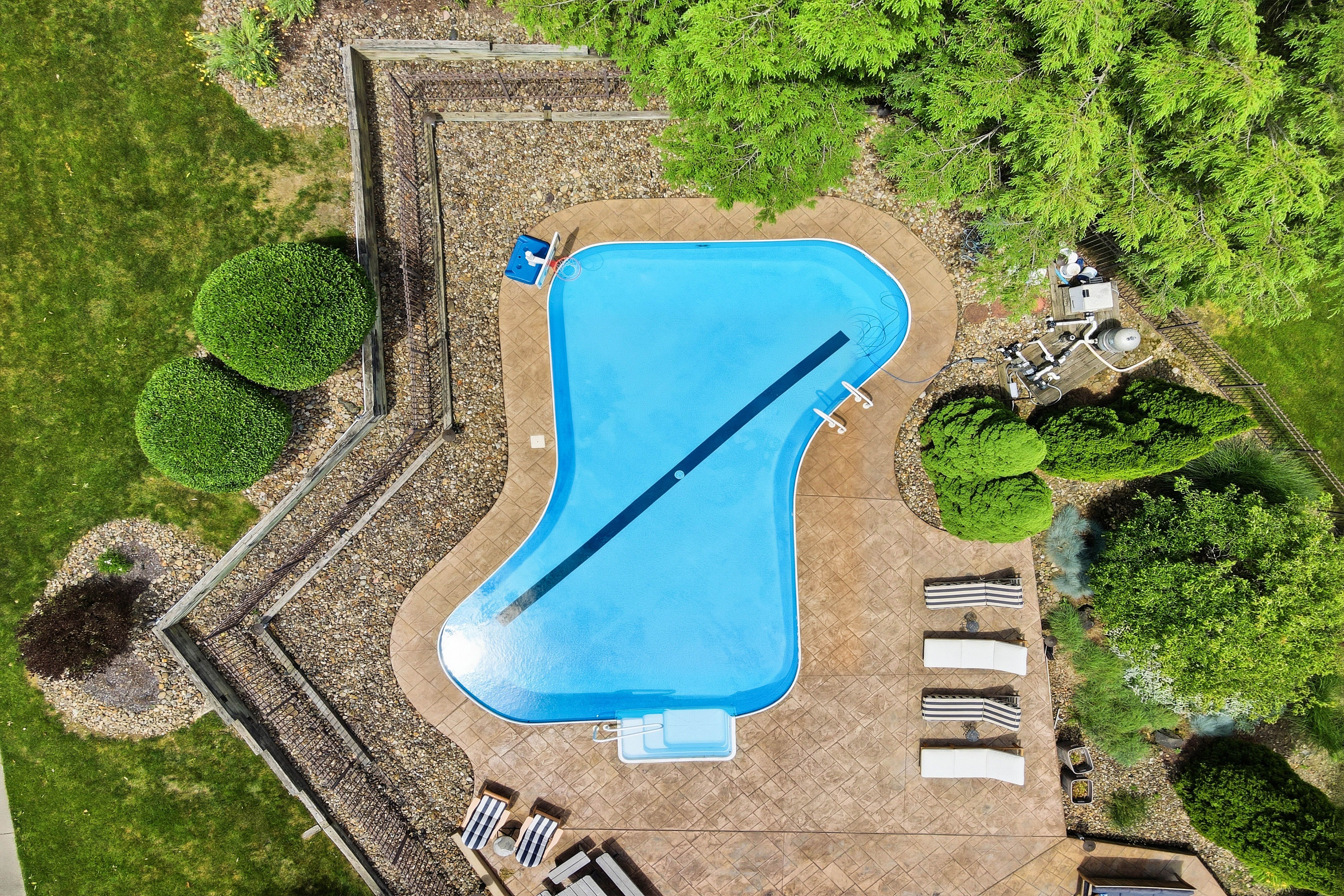  135 Windy Ghoul Drive, Beaver, PA 15009 - 物件實景