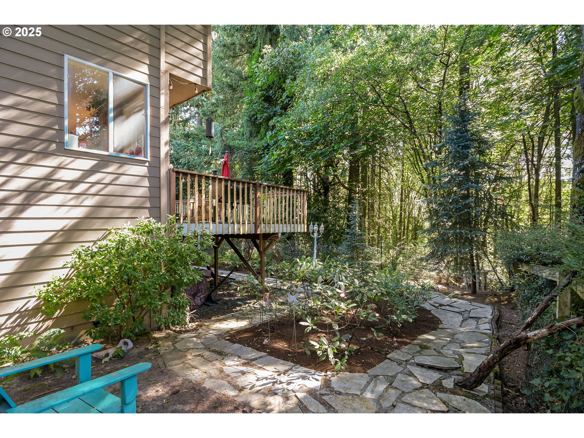 Portland, Oregon, 97223, United States, 4 Bedrooms Bedrooms, ,2 BathroomsBathrooms,Residential,For Sale,1892030