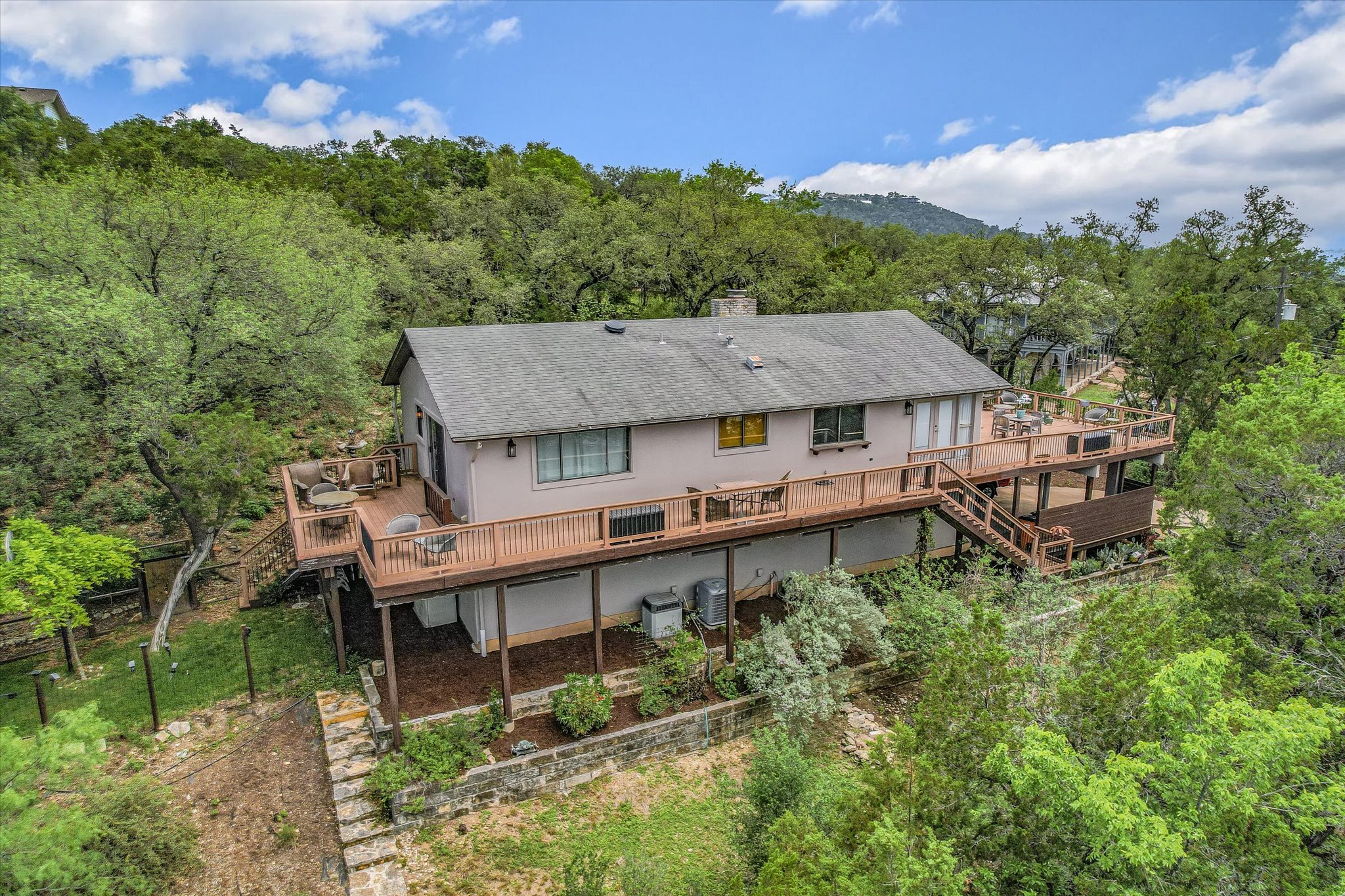  Hill House in NW Hills - 物件實景