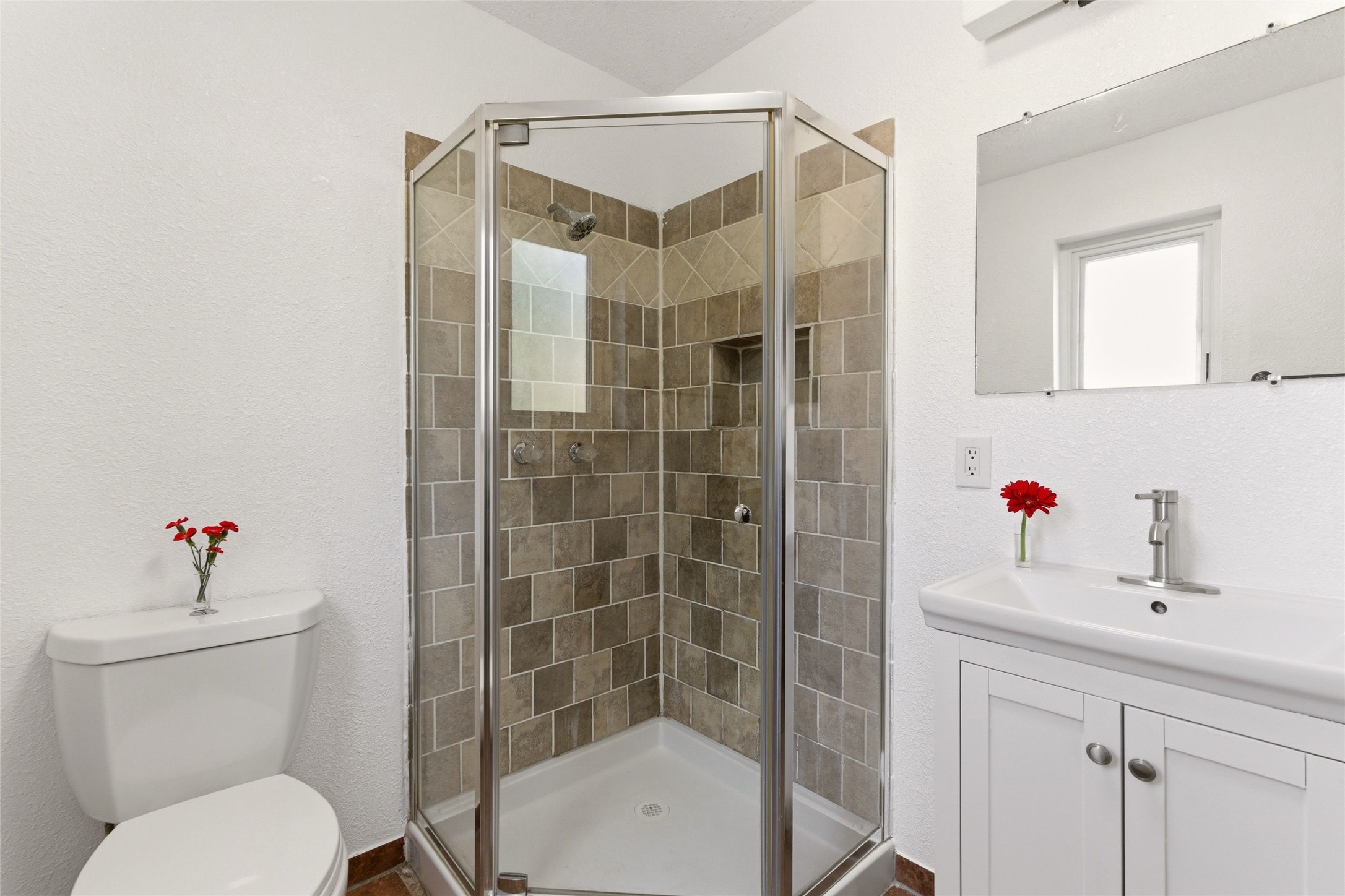  1448 Clark Road - 物件實景