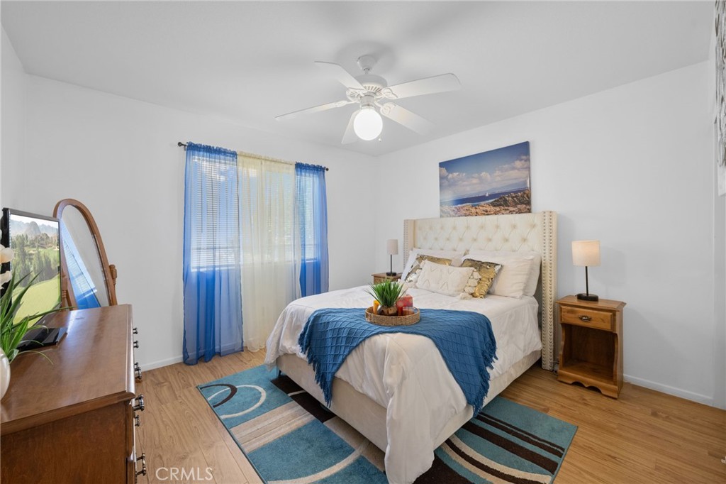 Lake Elsinore, California, 92532, United States, 5 Bedrooms Bedrooms, ,4 BathroomsBathrooms,Residential,For Sale,1989884