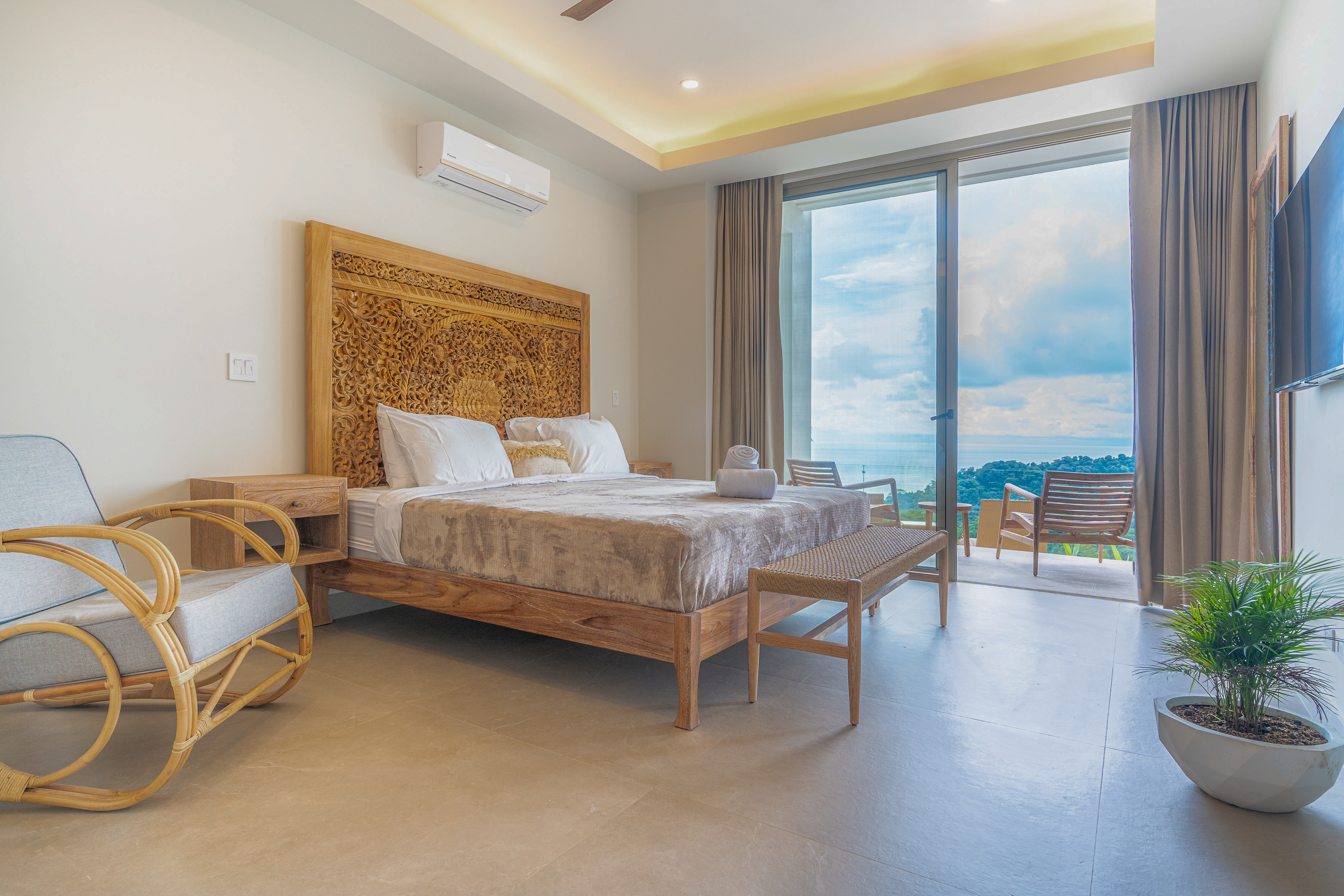 Dominical, Puntarenas, 60504, CR, 7 Bedrooms Bedrooms, ,7 BathroomsBathrooms,Residential,For Sale,1997378