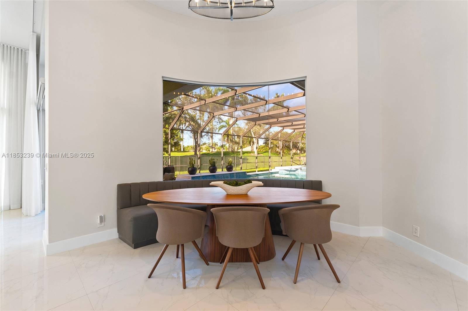 Weston, Florida, 33327, United States, 5 Bedrooms Bedrooms, ,6 BathroomsBathrooms,Residential,For Sale,1919791