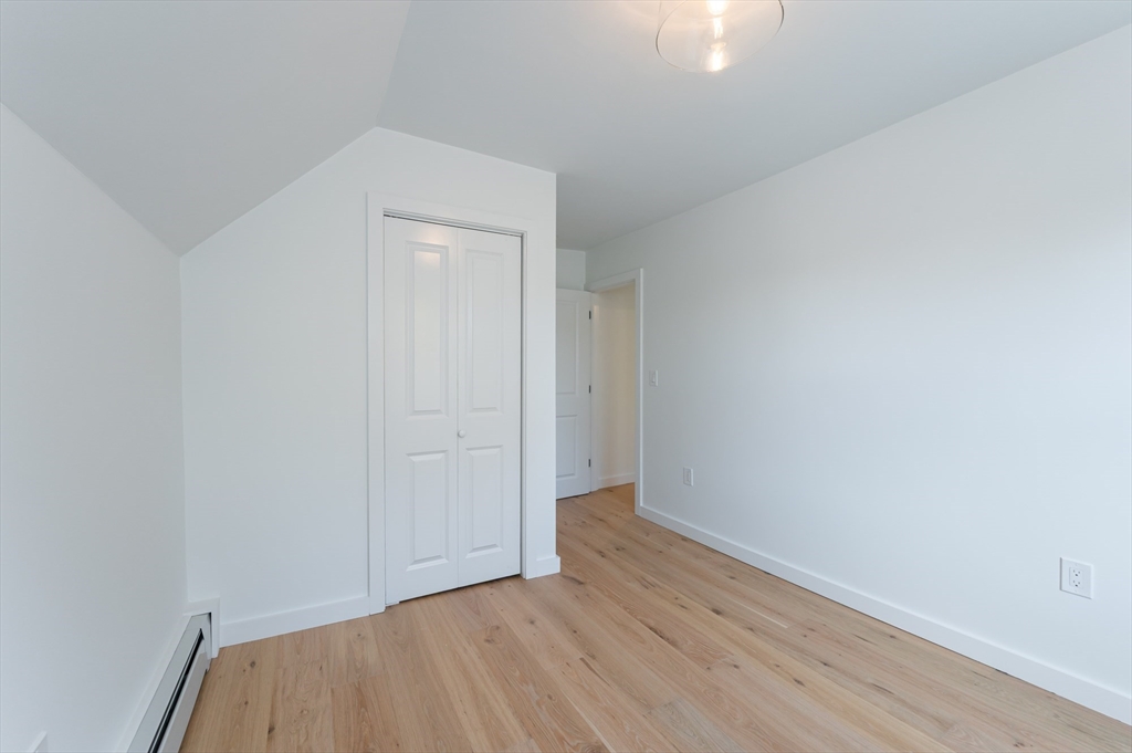 Haverhill, Massachusetts, 01830, United States, 4 Bedrooms Bedrooms, ,2 BathroomsBathrooms,Residential,For Sale,1991718