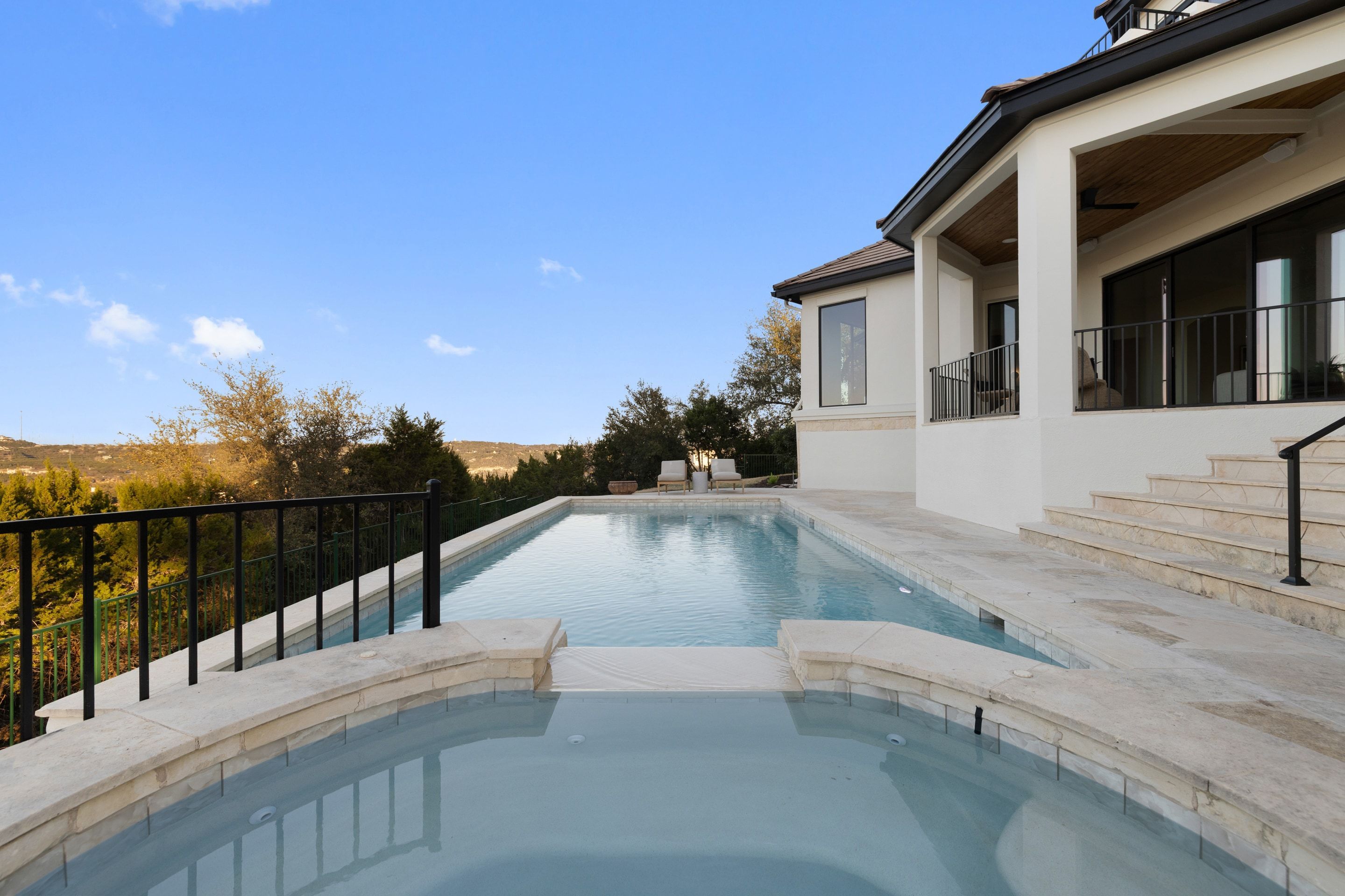  Privately Gated + Completely Reimagined in Barton Creek - 物件實景