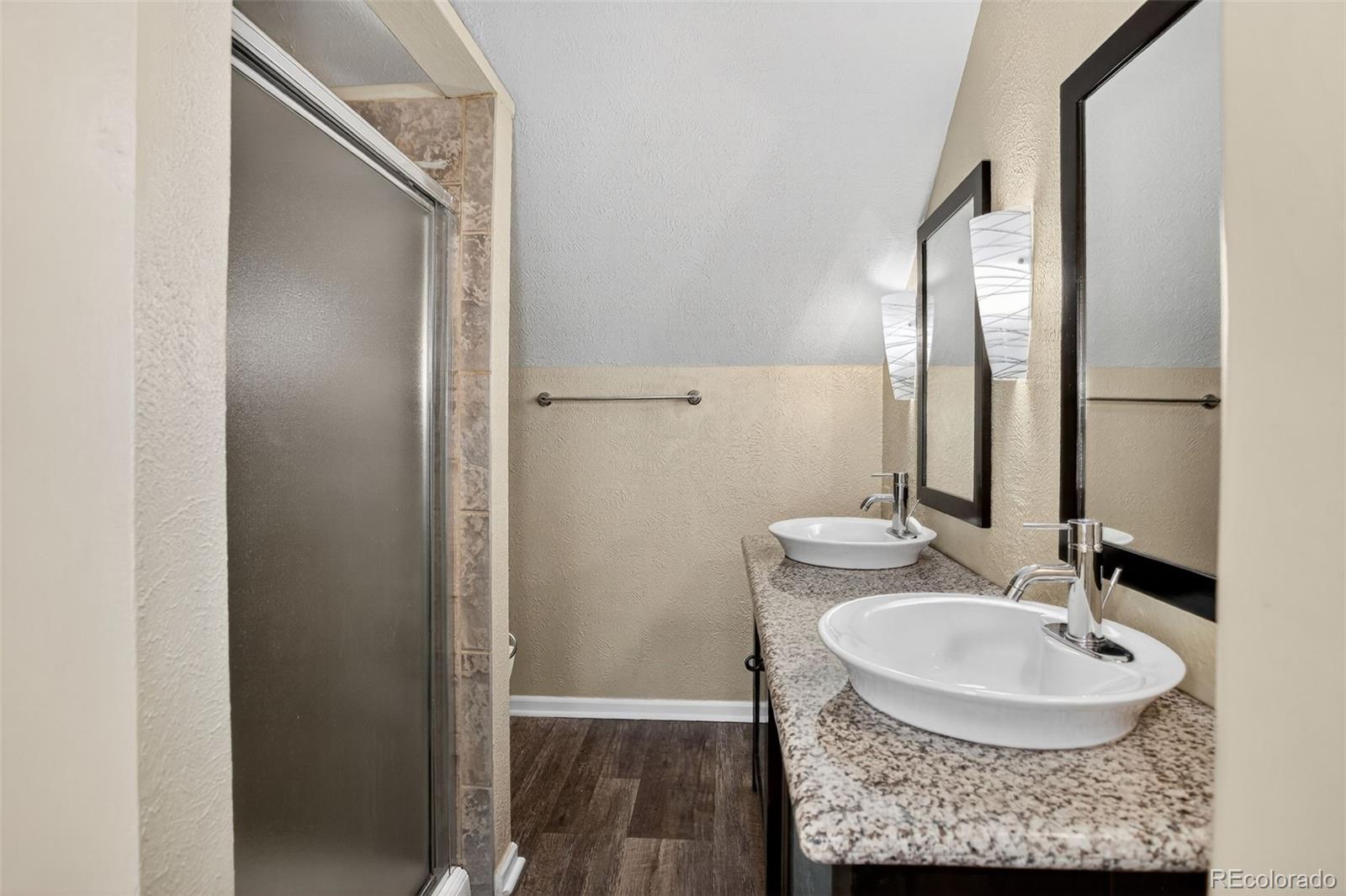 Lakewood, Colorado, 80215, United States, 4 Bedrooms Bedrooms, ,3 BathroomsBathrooms,Residential,For Sale,1991783