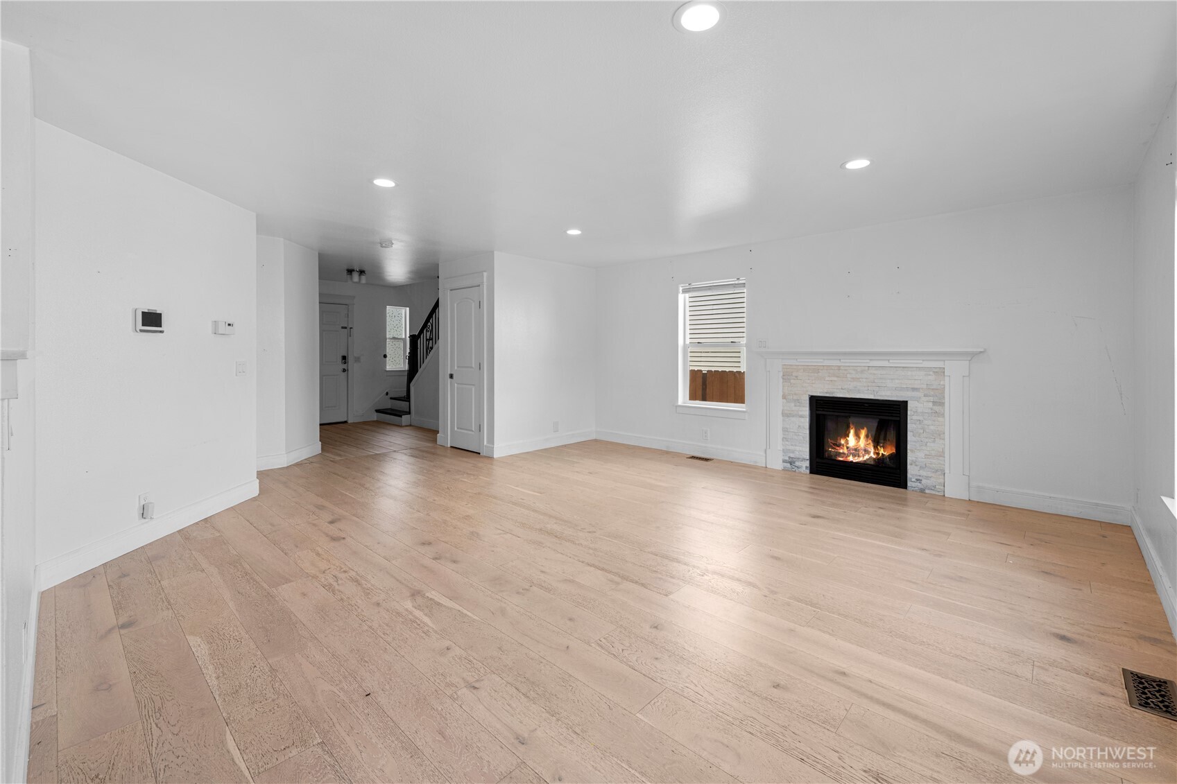 Auburn, Washington, 98092, United States, 3 Bedrooms Bedrooms, ,3 BathroomsBathrooms,Residential,For Sale,1911390